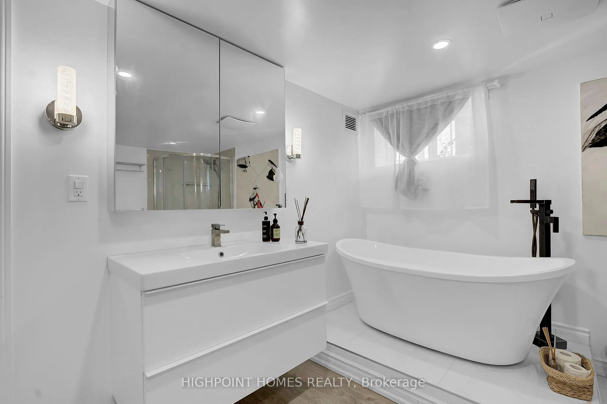 2821 Mt Albert Road