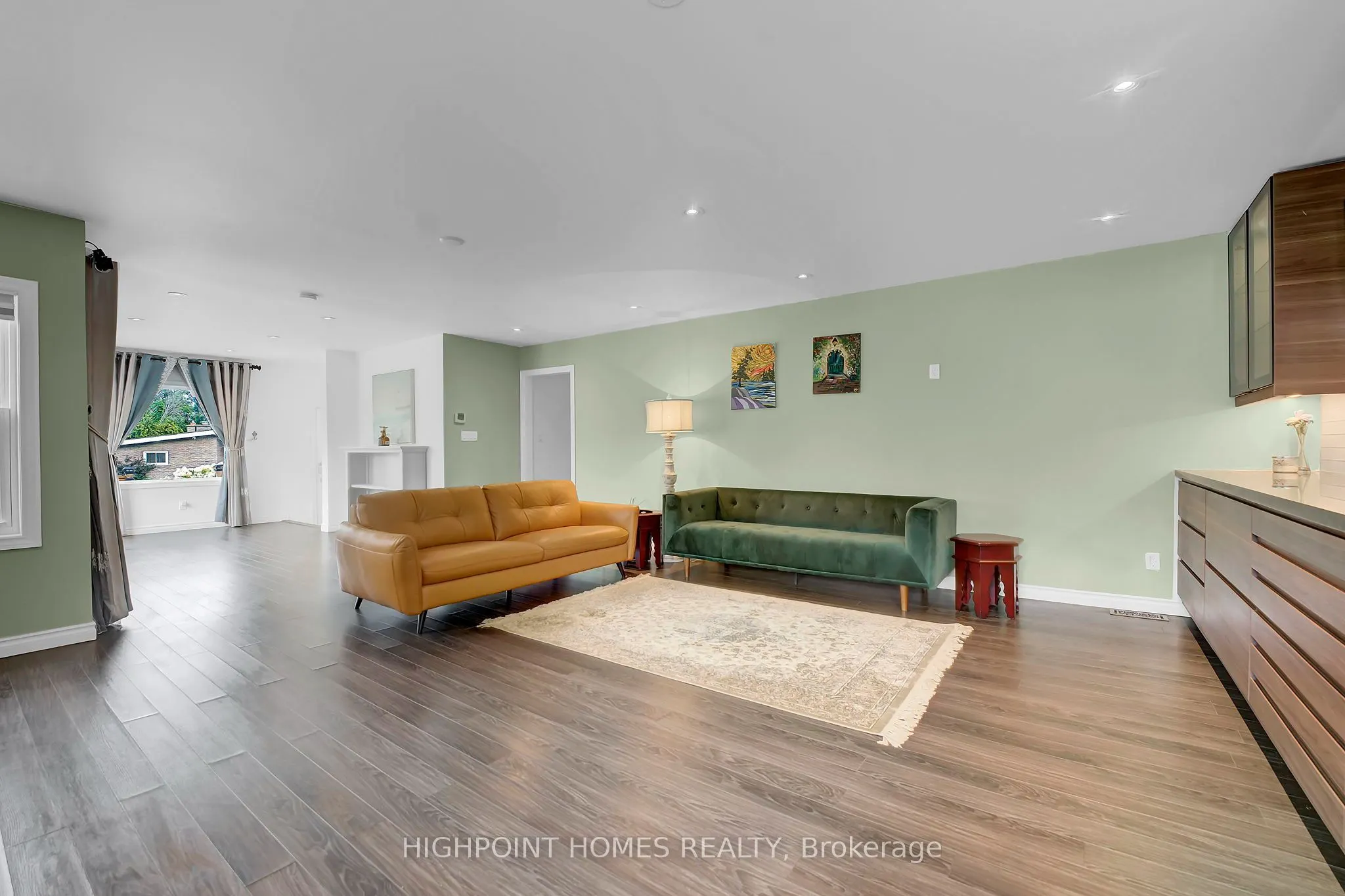 2821 Mt Albert Road