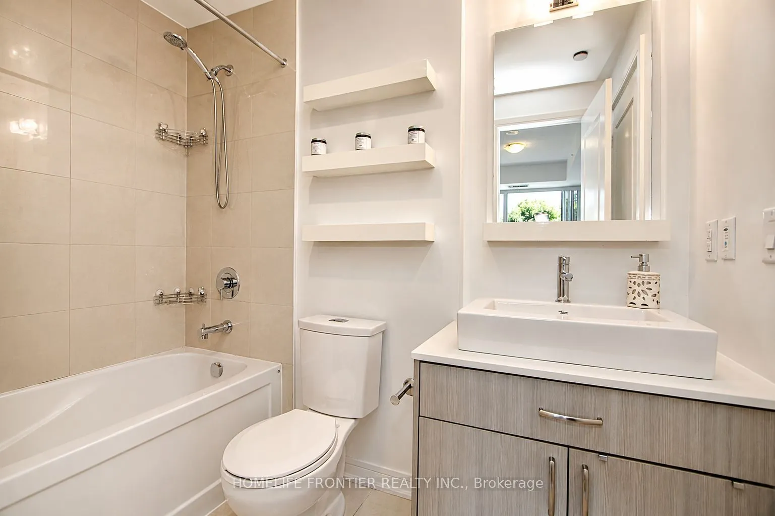 9191 Yonge Street #218