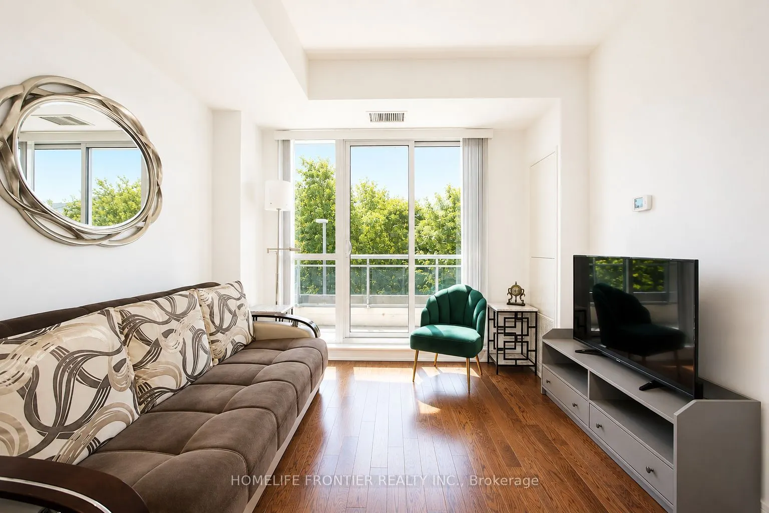 9191 Yonge Street #218