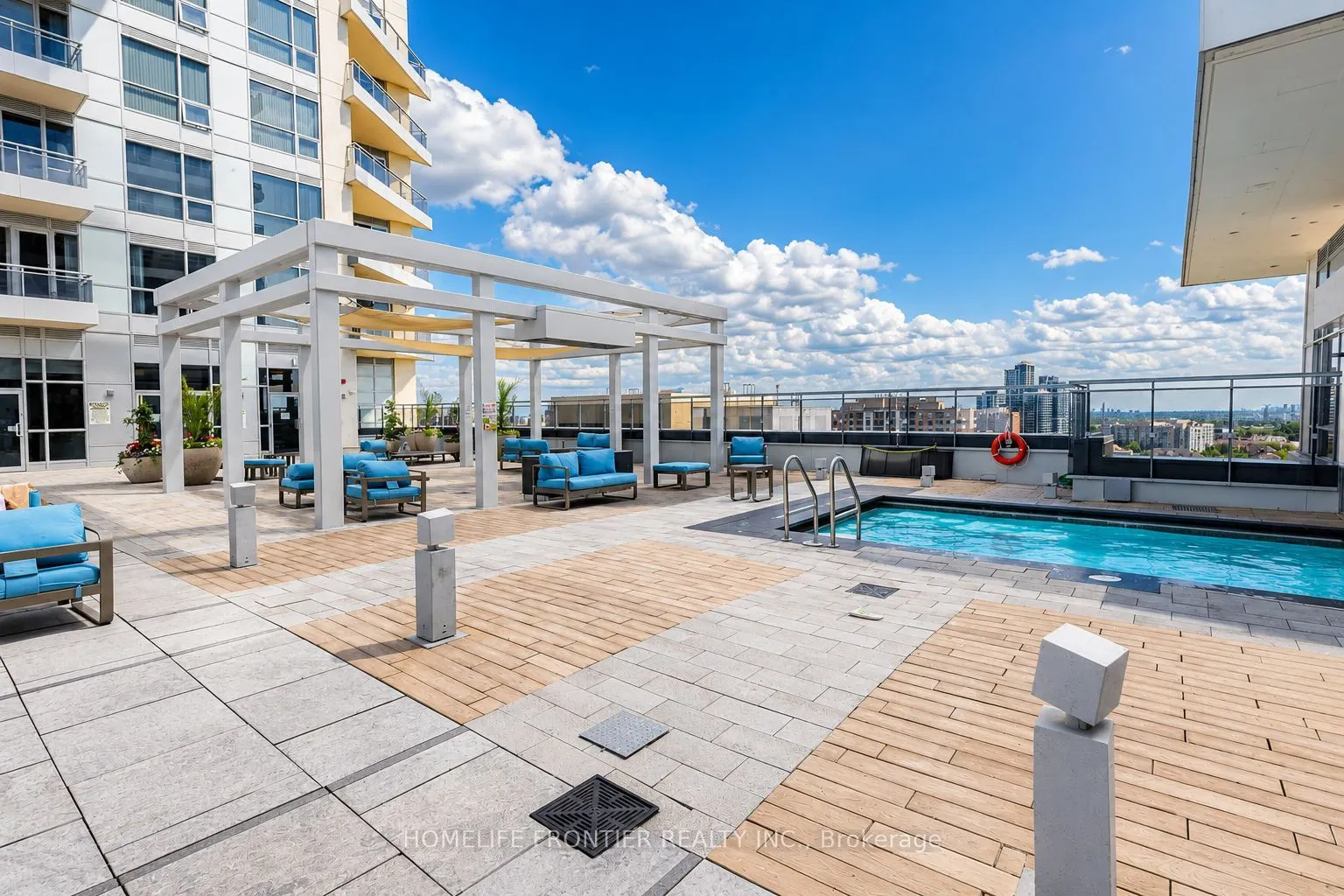 9191 Yonge Street #218