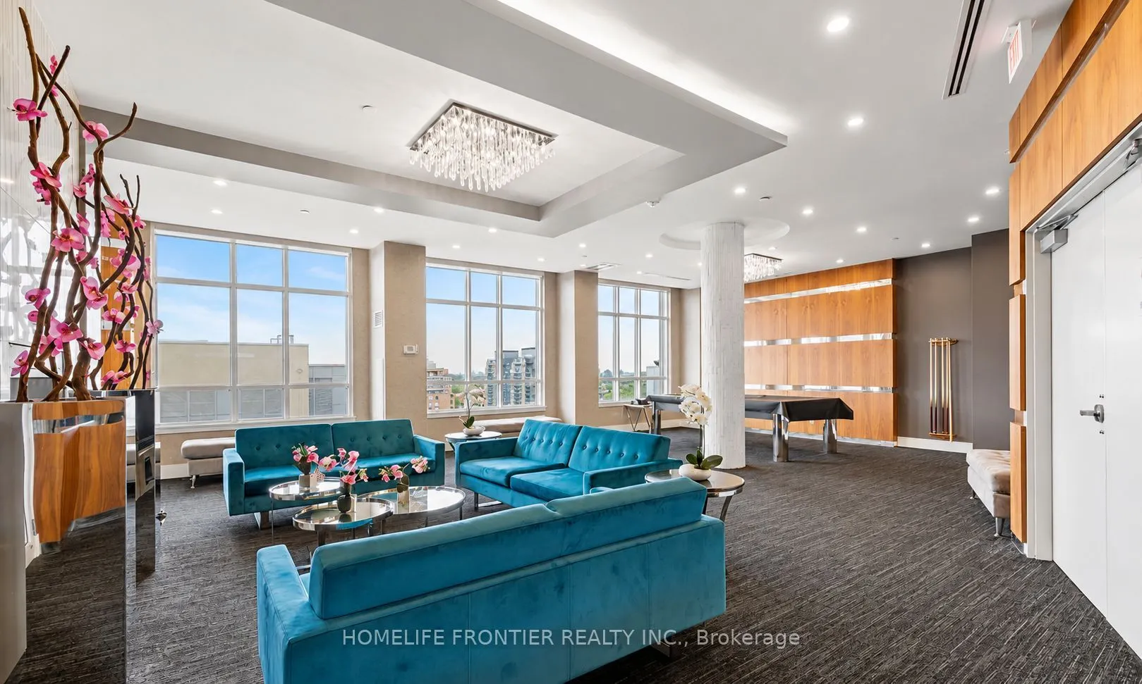 9191 Yonge Street #218