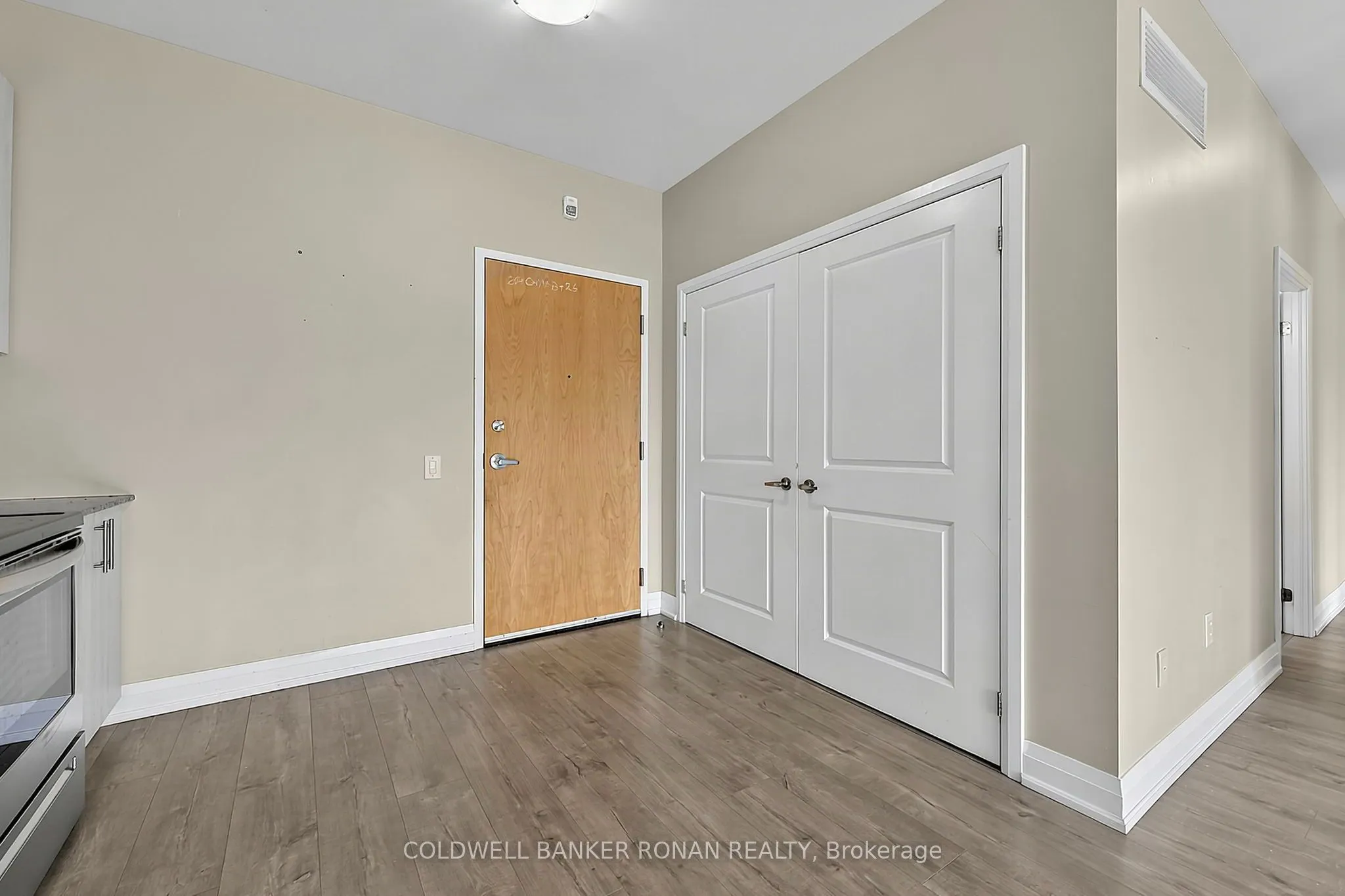 64 Queen Street S #502