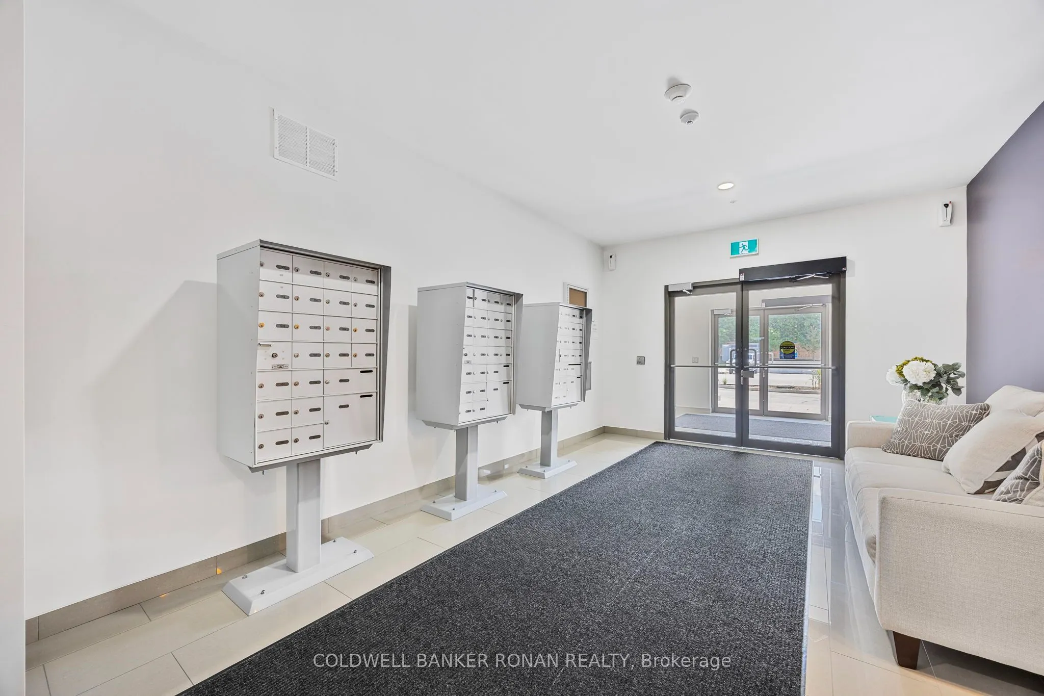 64 Queen Street S #502