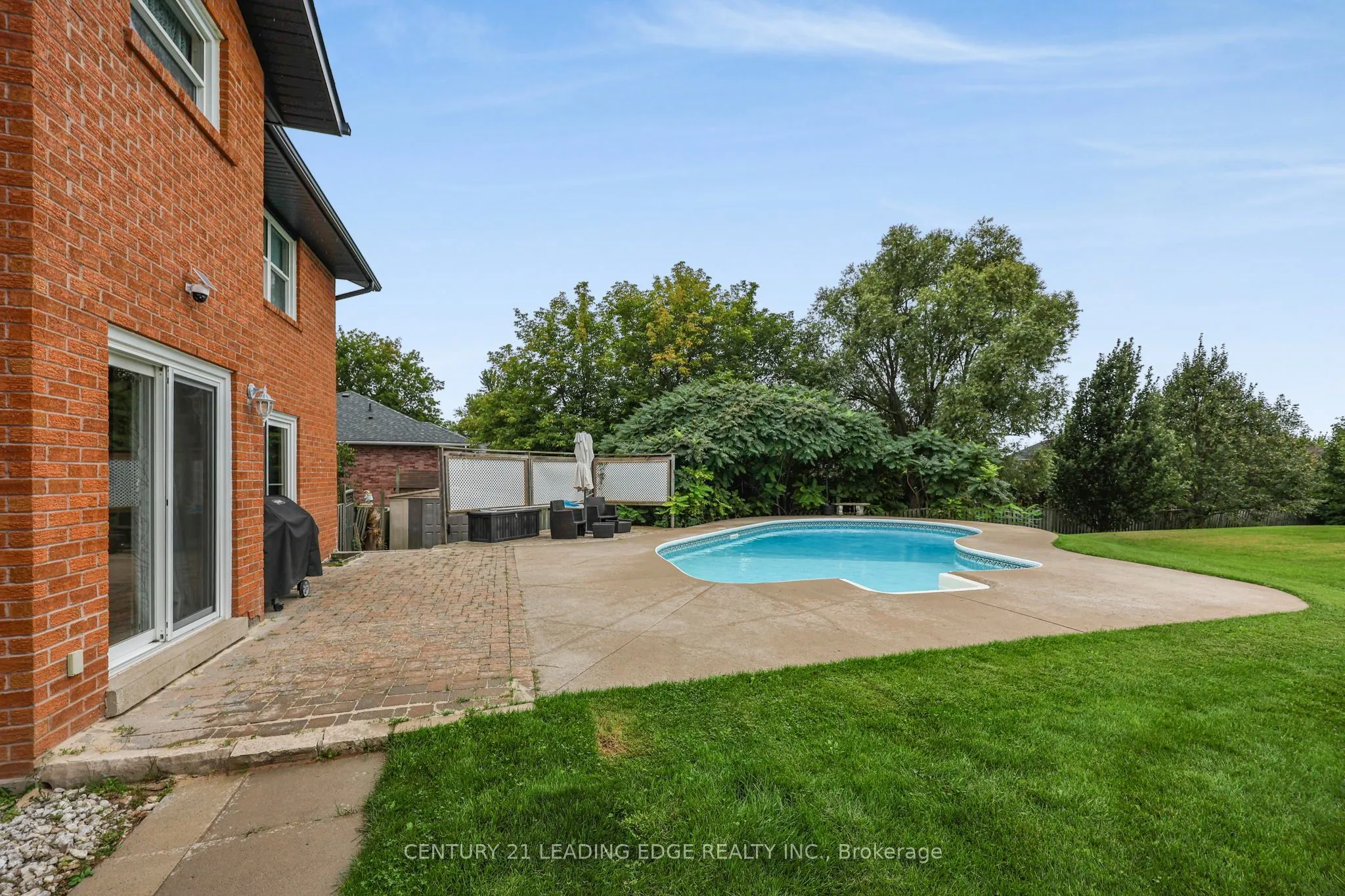 48 Broadview Avenue