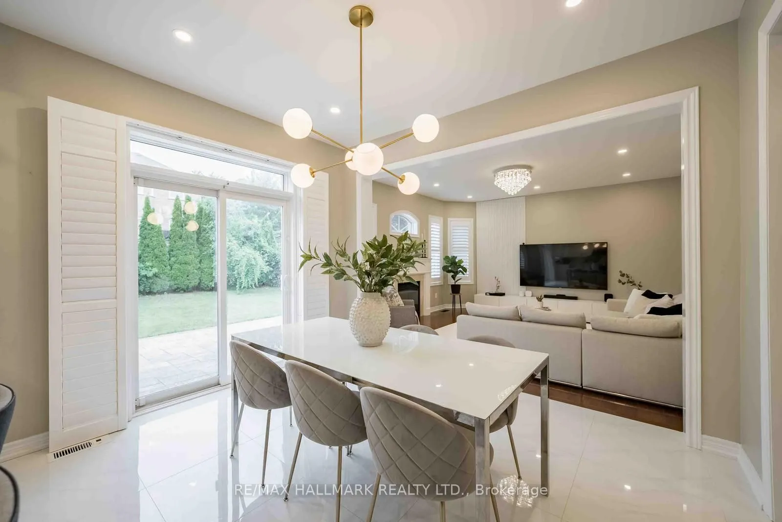 411 Hoover Park Drive