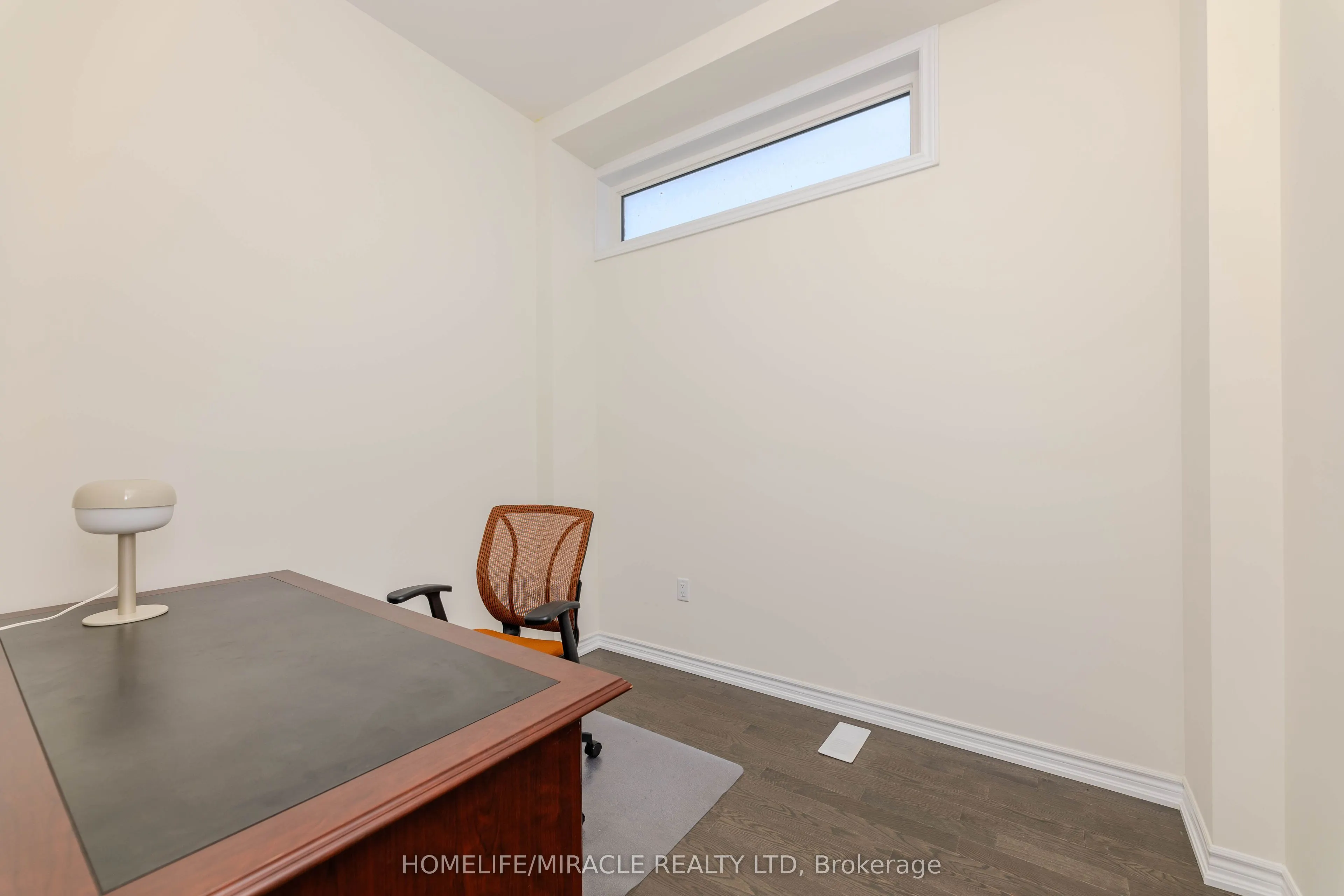 89 Halldorson Avenue