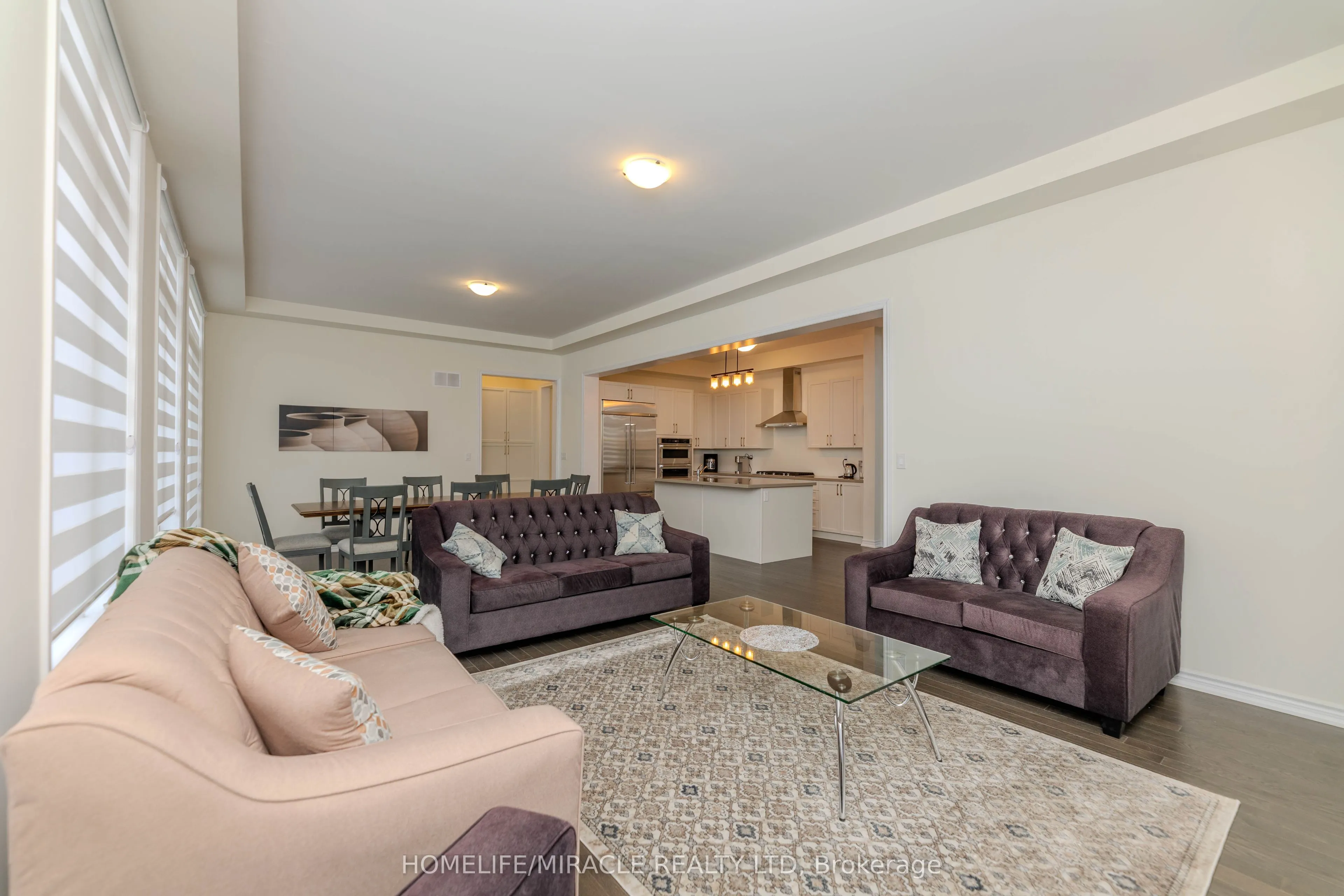 89 Halldorson Avenue