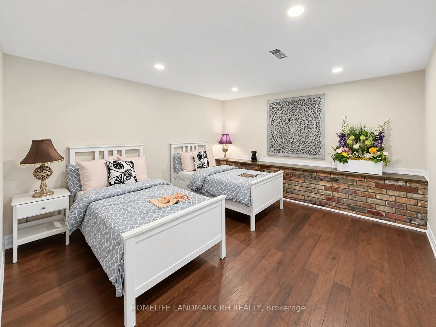 91 Riveredge Drive