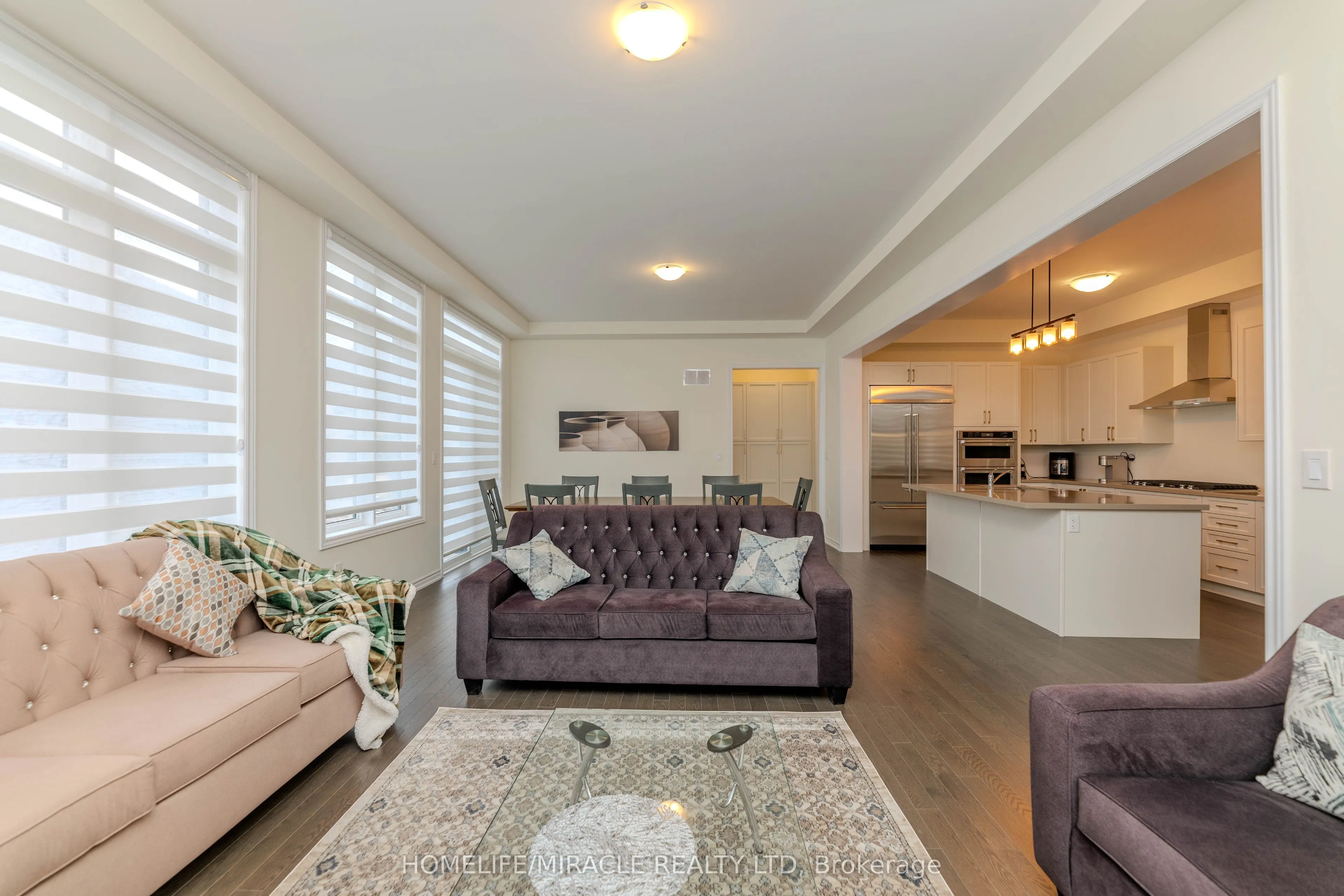89 Halldorson Avenue