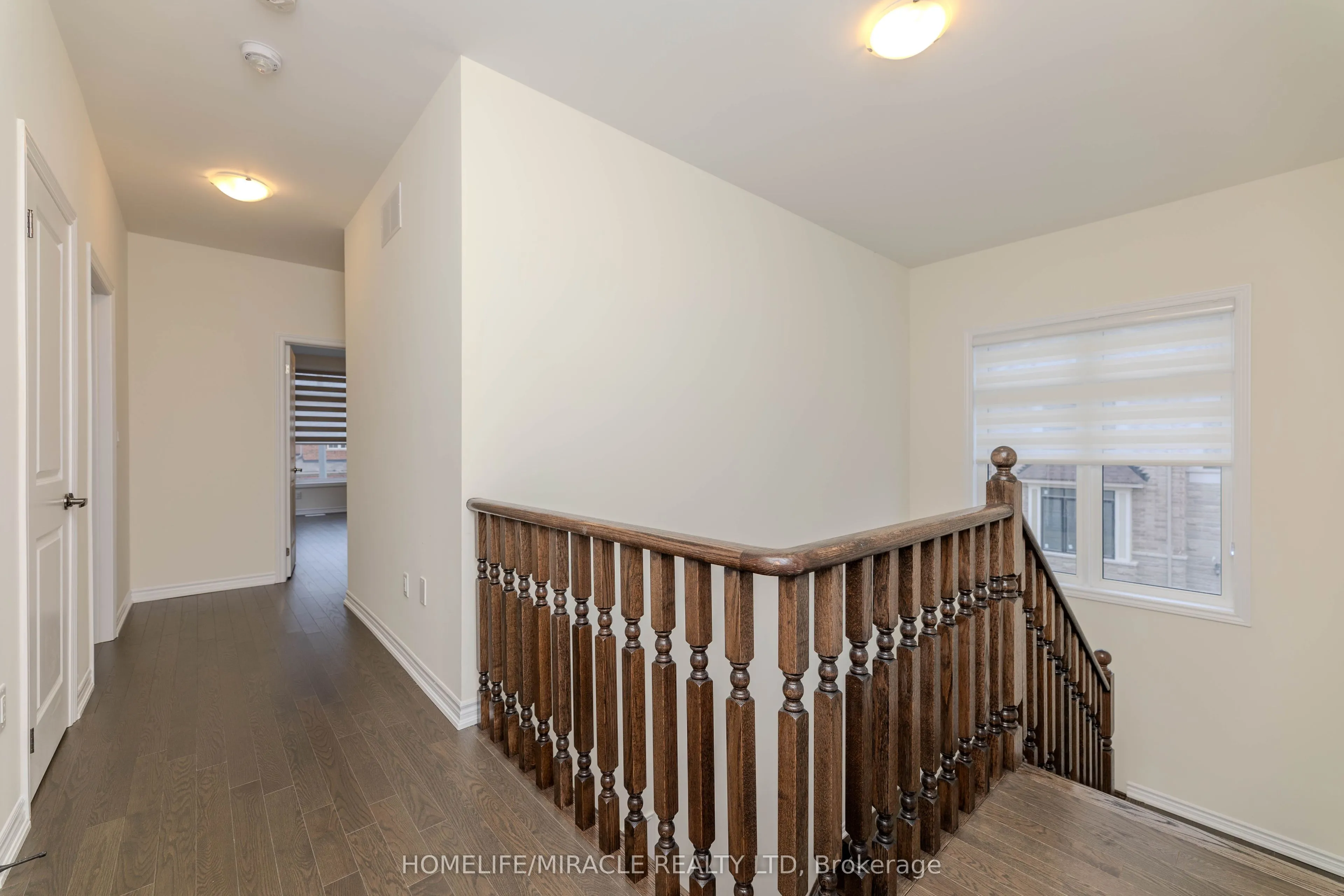 89 Halldorson Avenue
