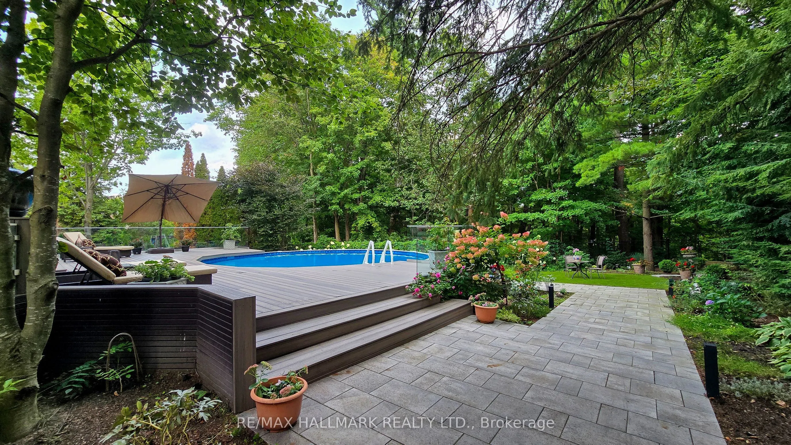 101 Longview Crescent
