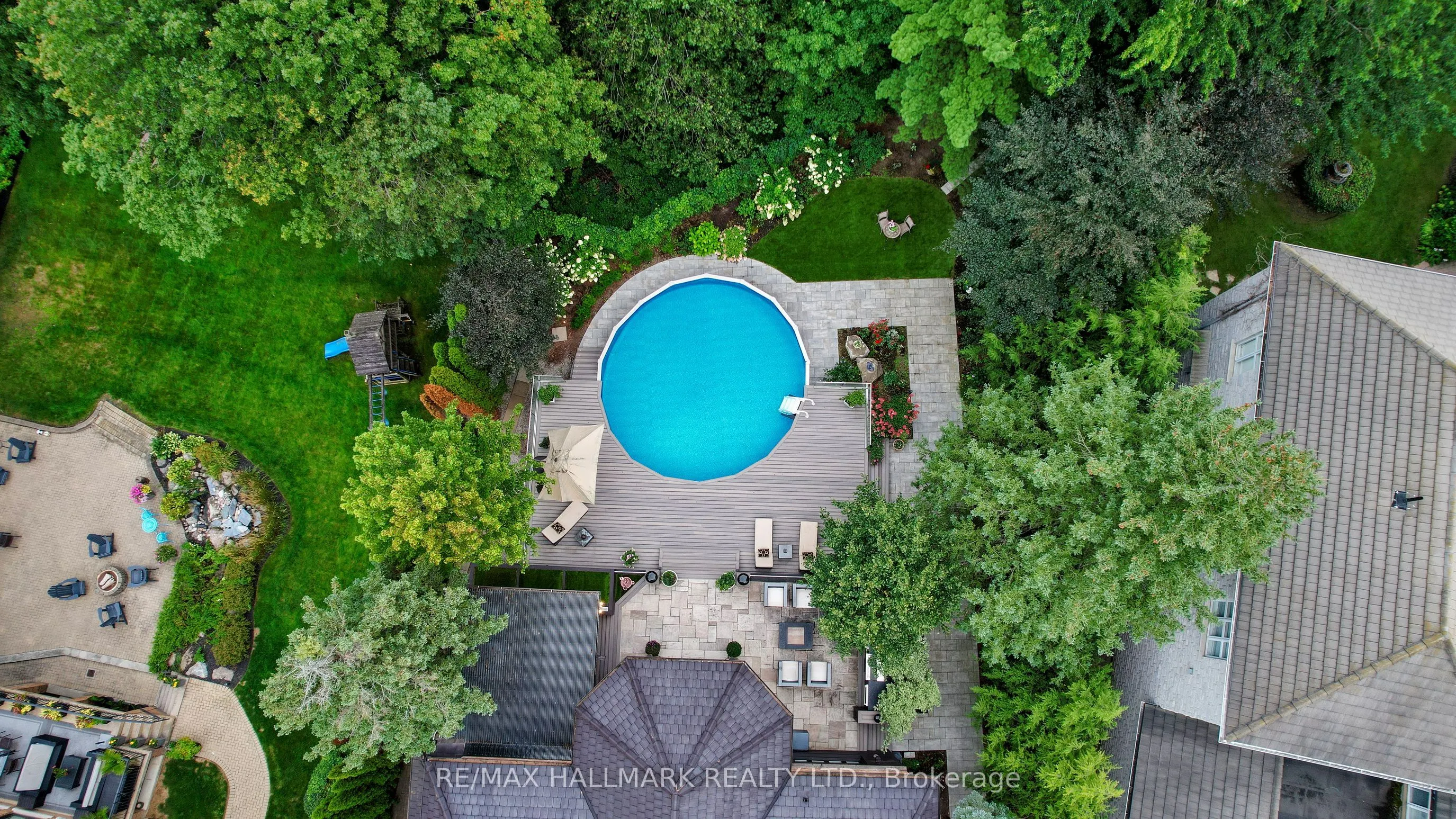 101 Longview Crescent