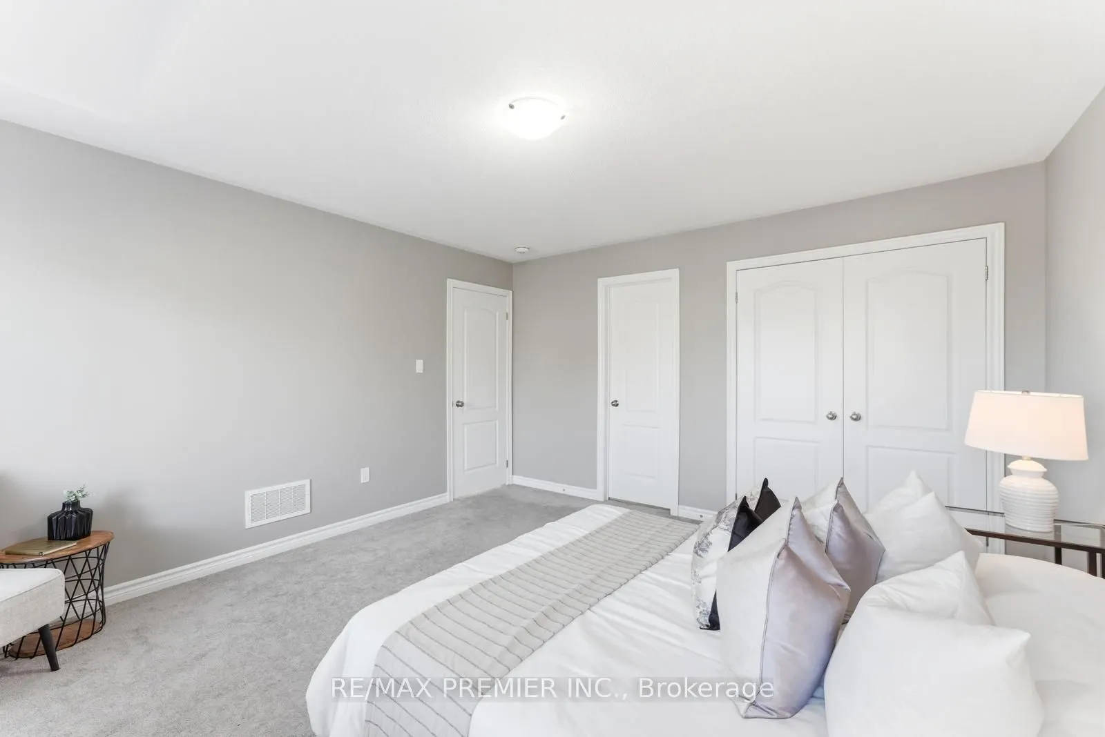 122 Mckenzie Way