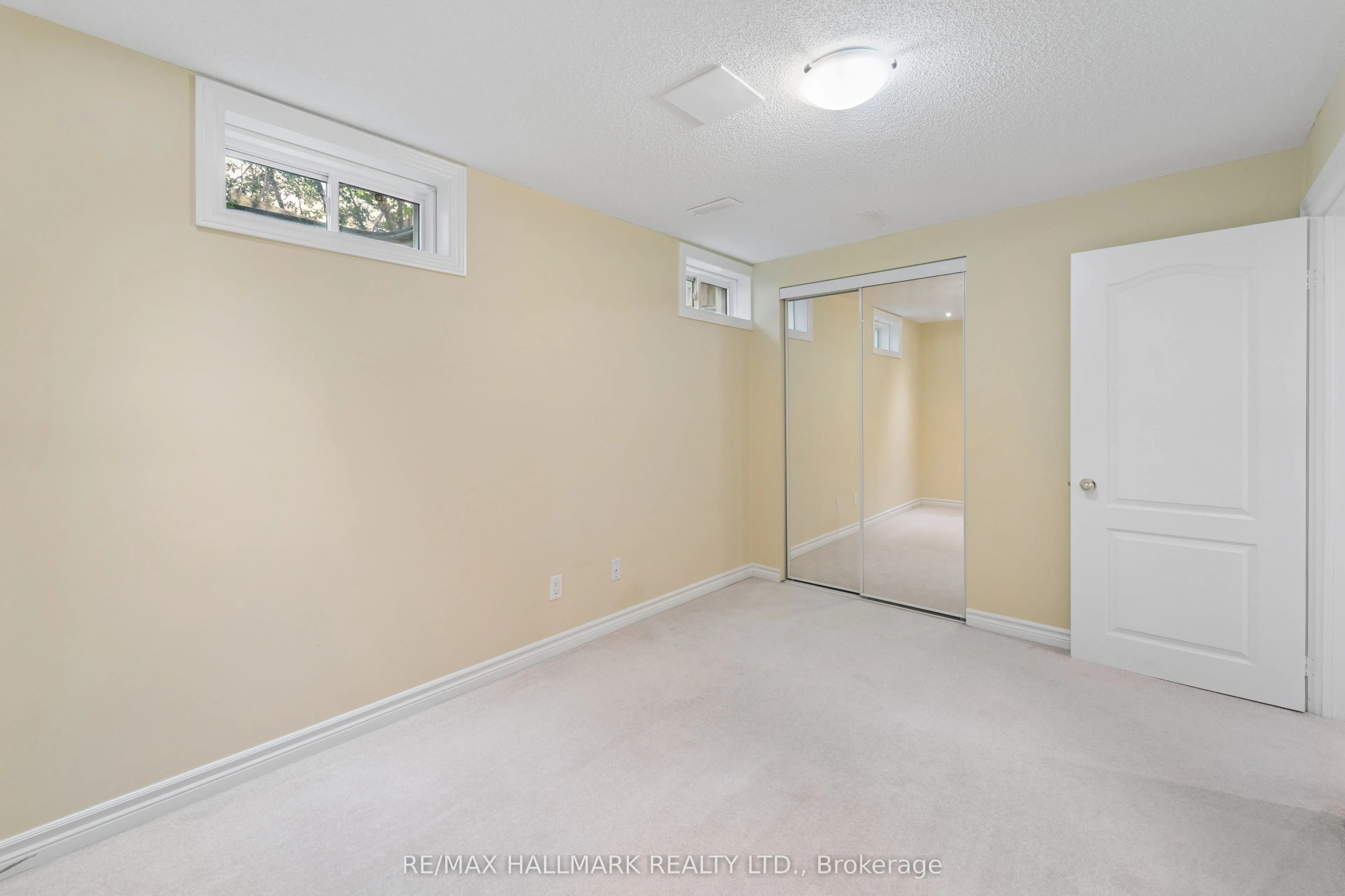 13 E J Lennox Way #1