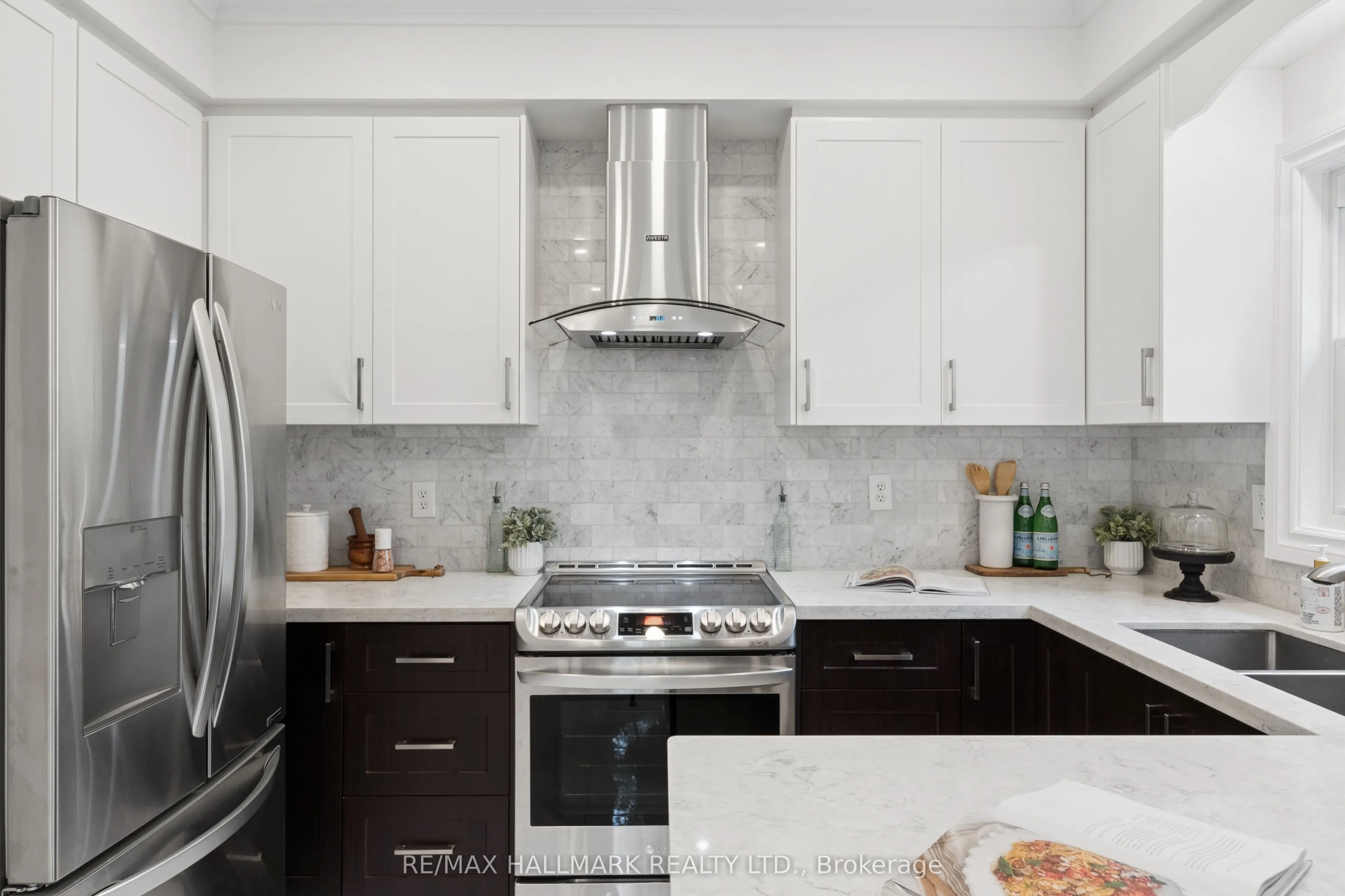13 E J Lennox Way #1