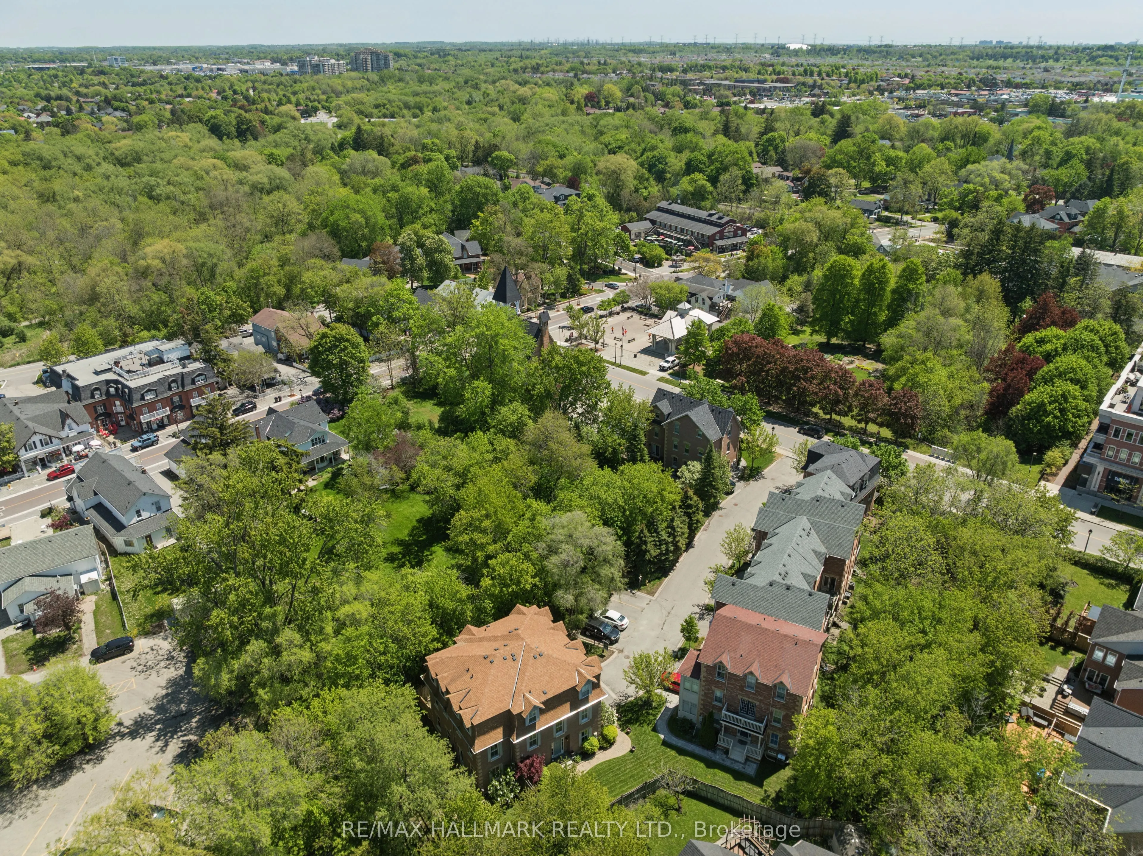 13 E J Lennox Way #1