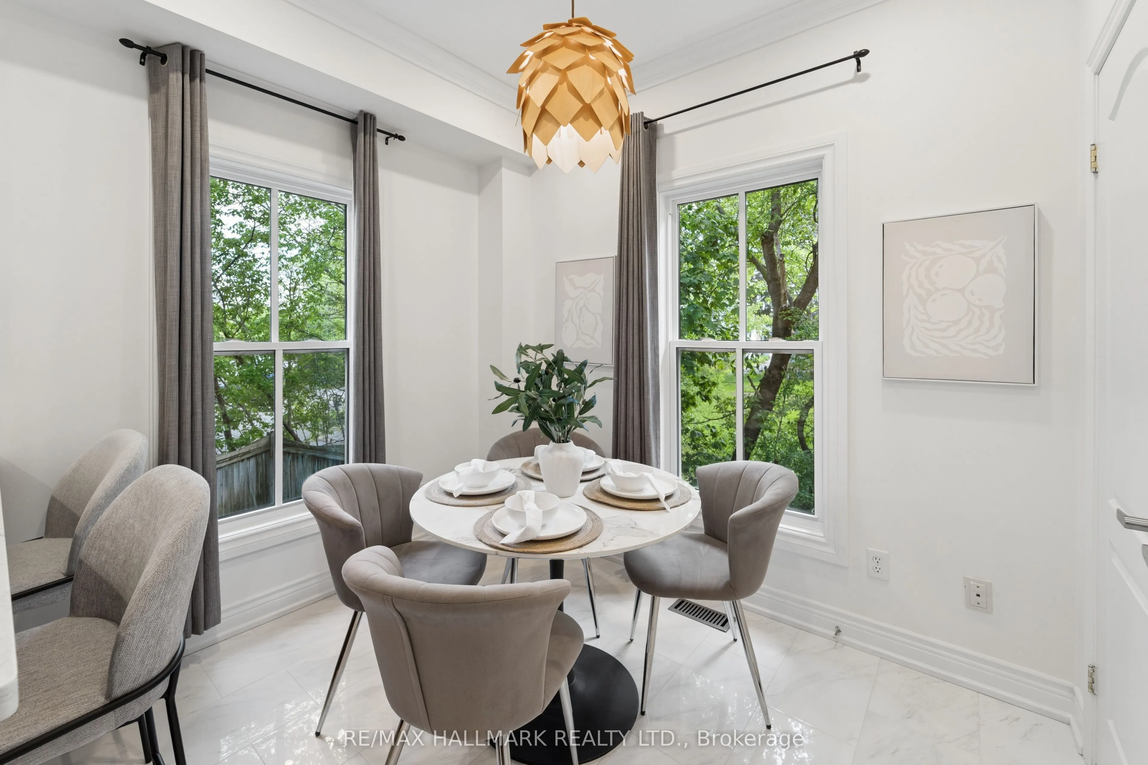 13 E J Lennox Way #1