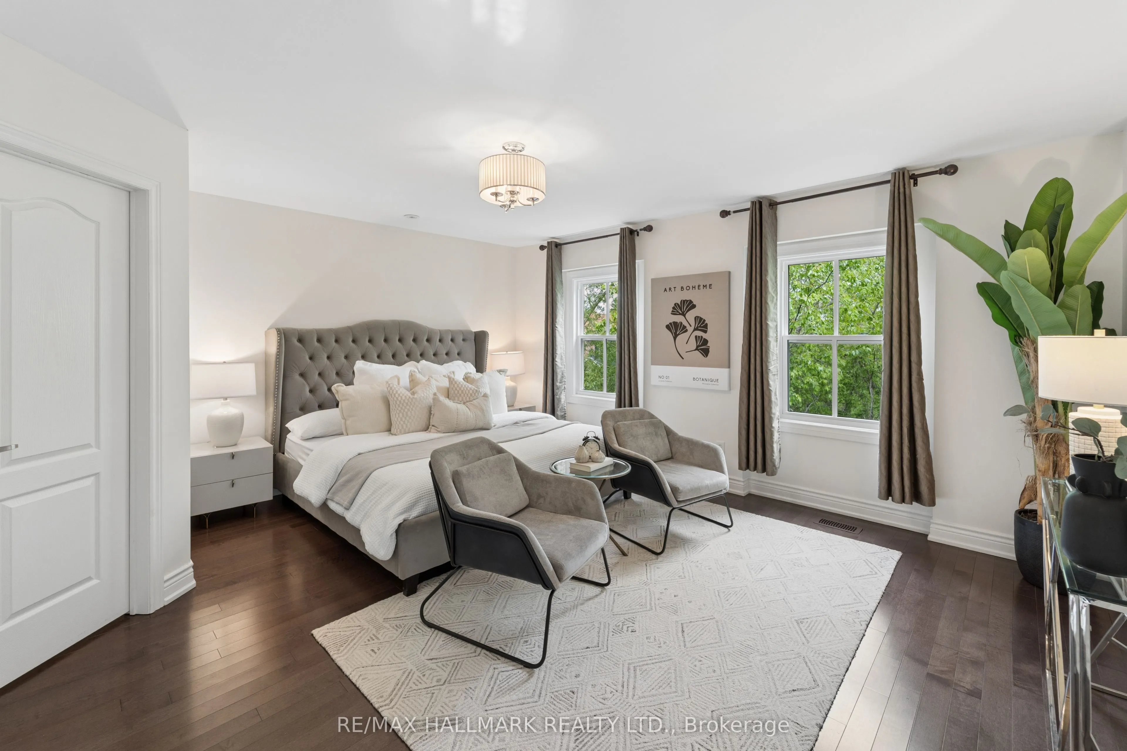 13 E J Lennox Way #1