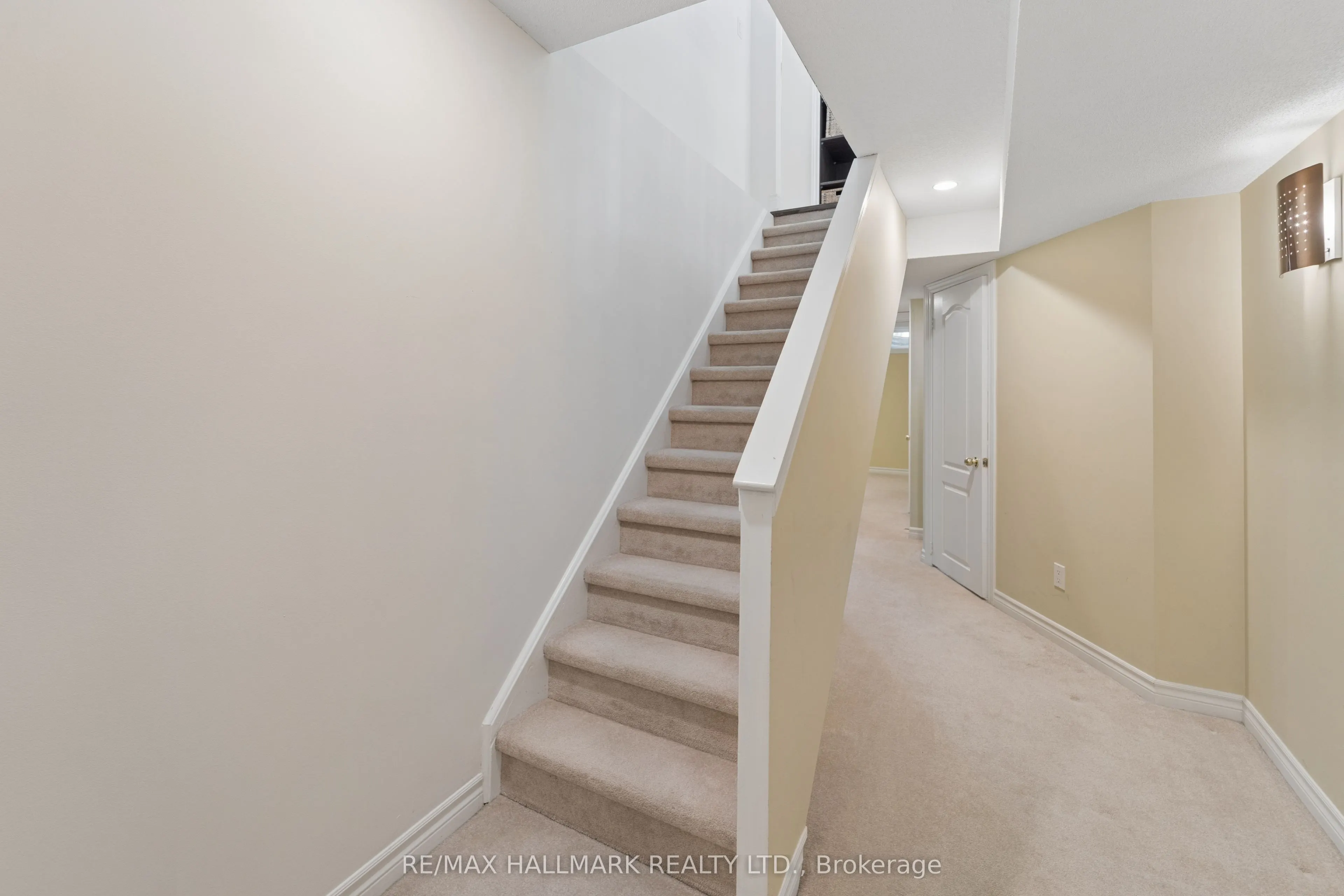 13 E J Lennox Way #1