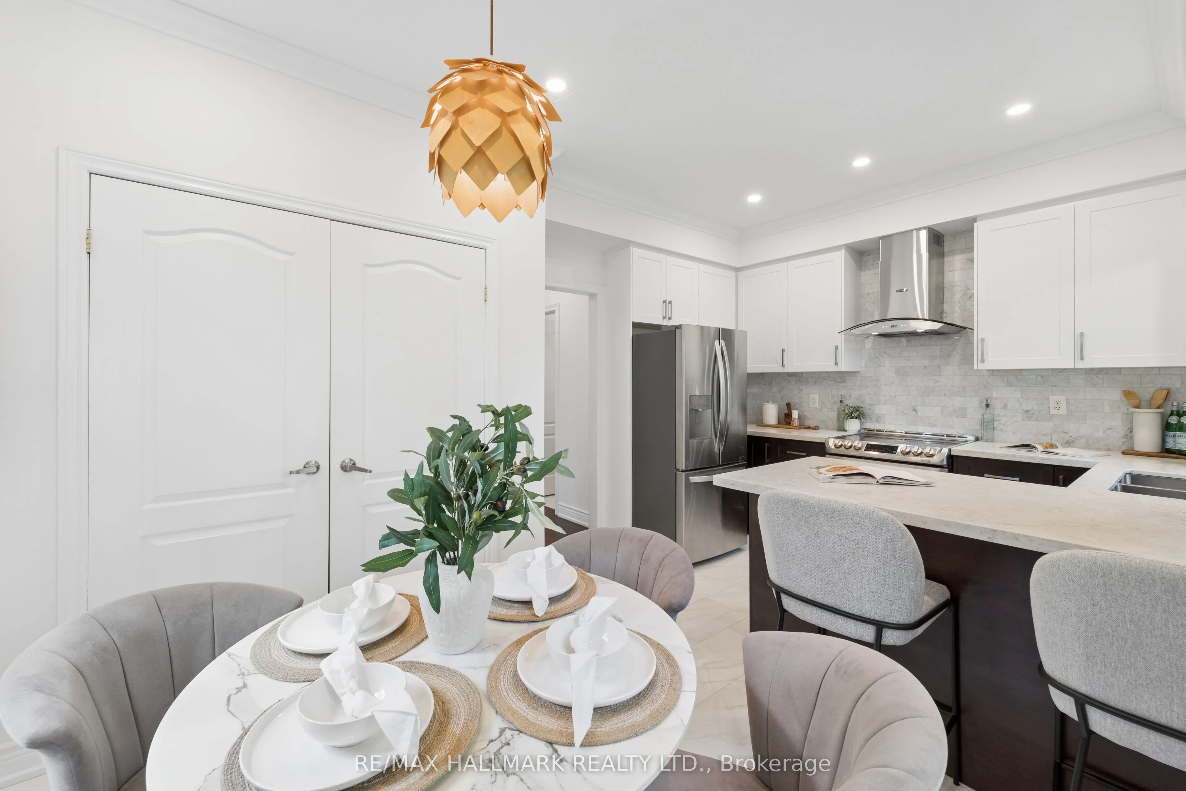13 E J Lennox Way #1