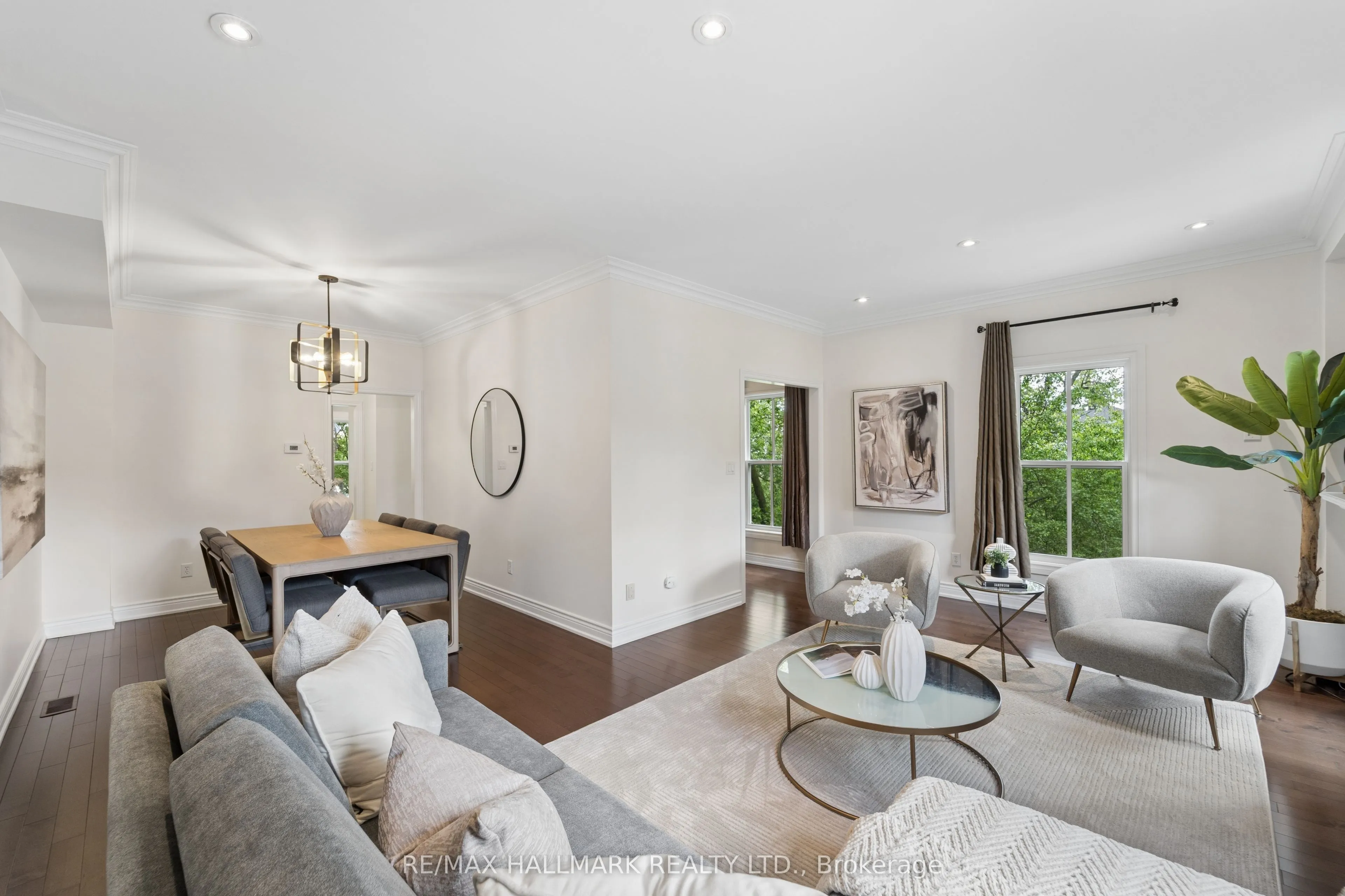 13 E J Lennox Way #1