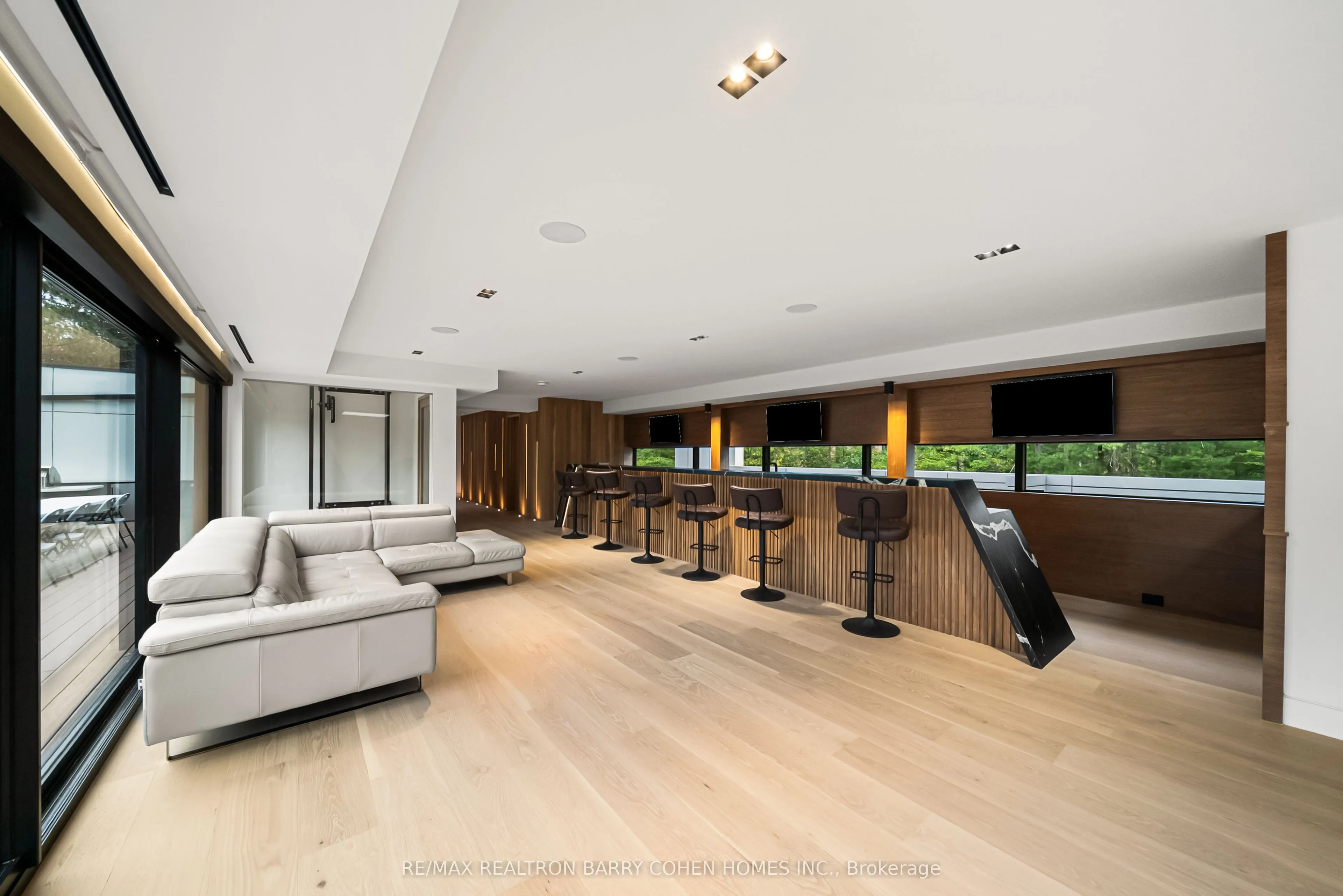 60 Forest Ridge Road