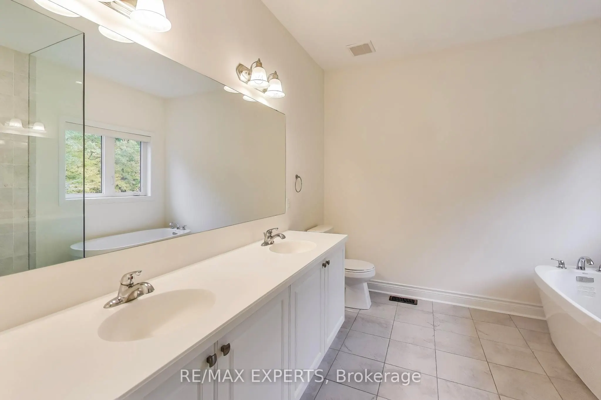216 Butternut Ridge Trail