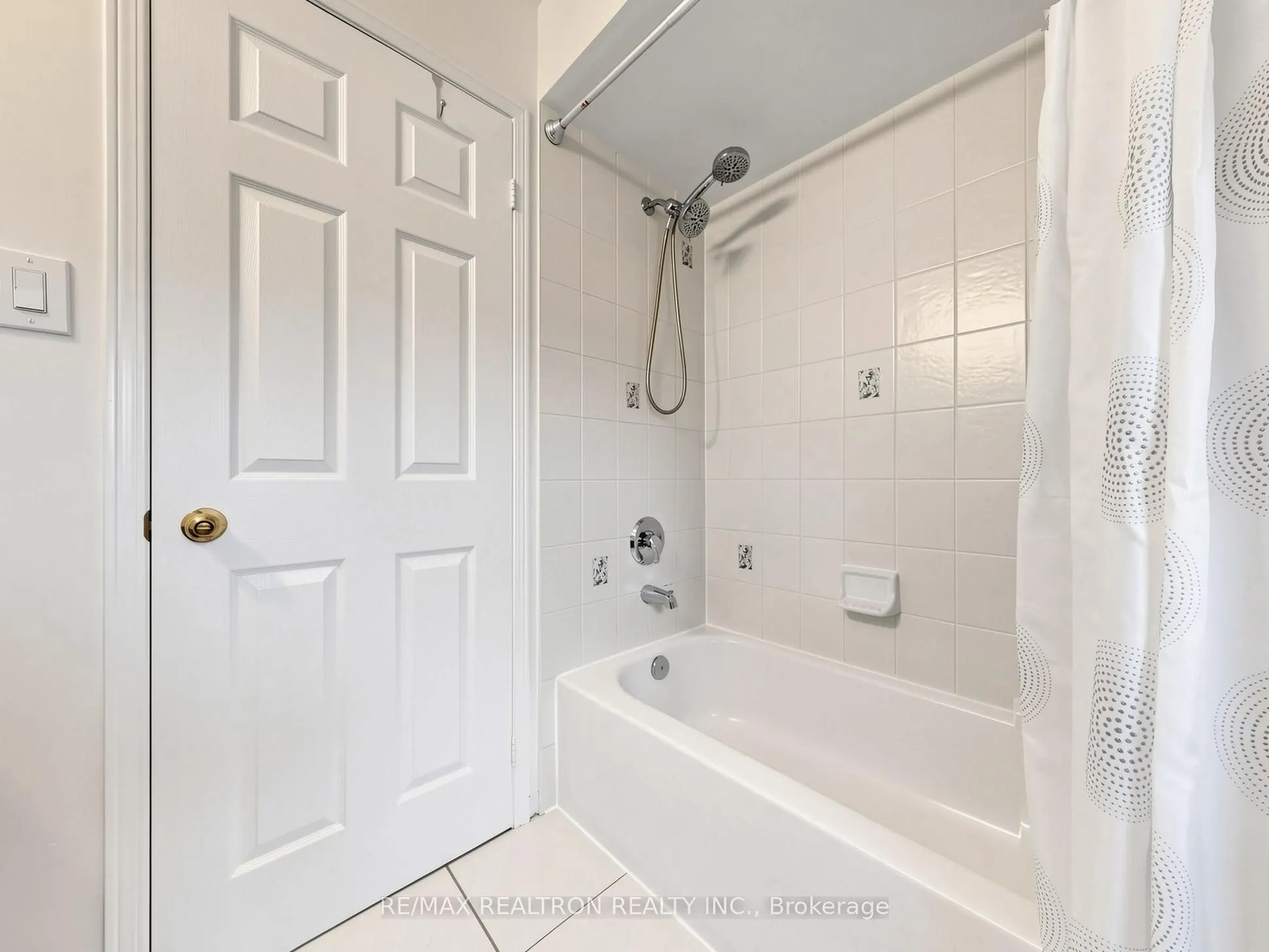 3 Lisa Brown Court