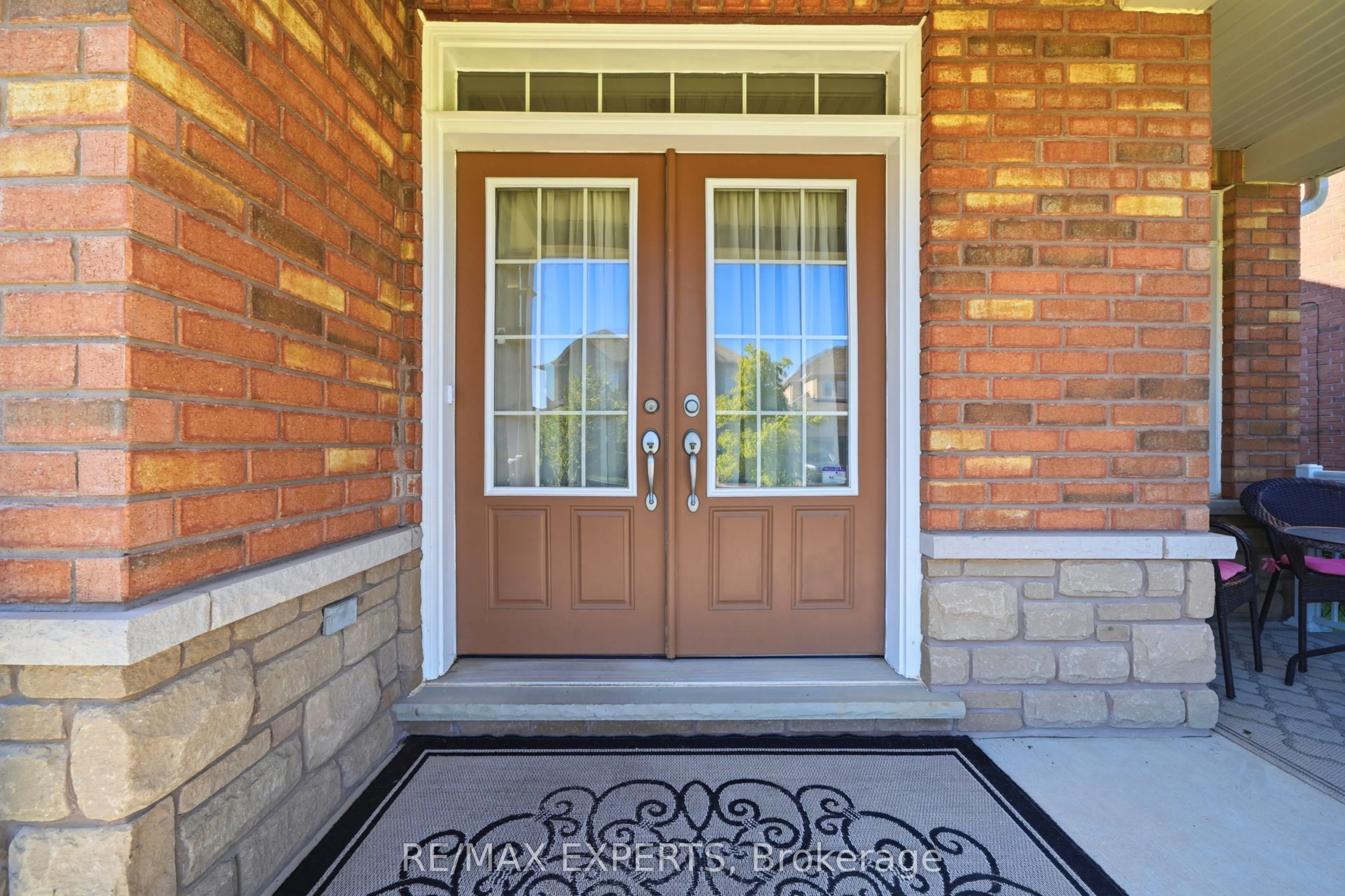 18 Vista Drive