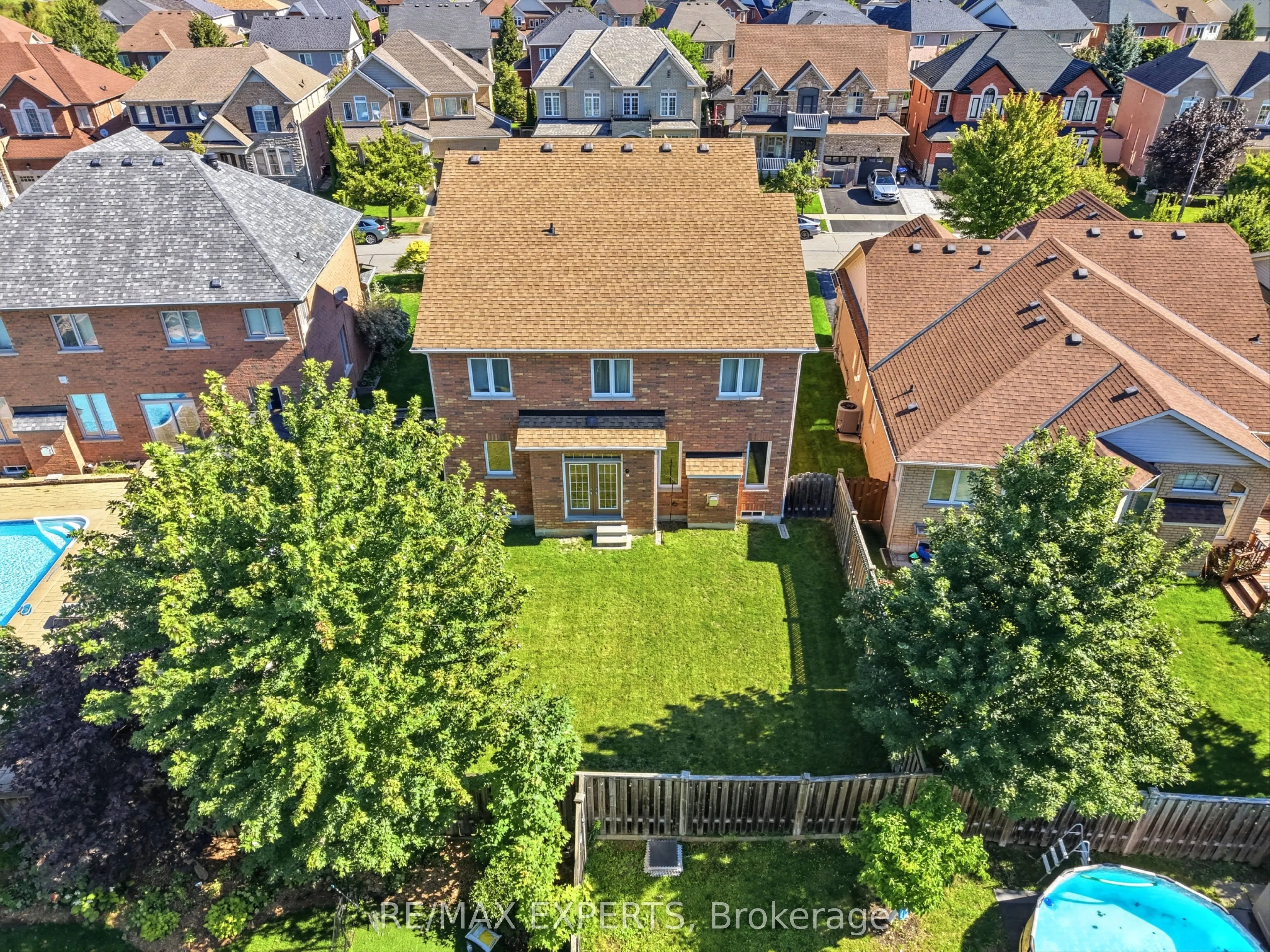 18 Vista Drive