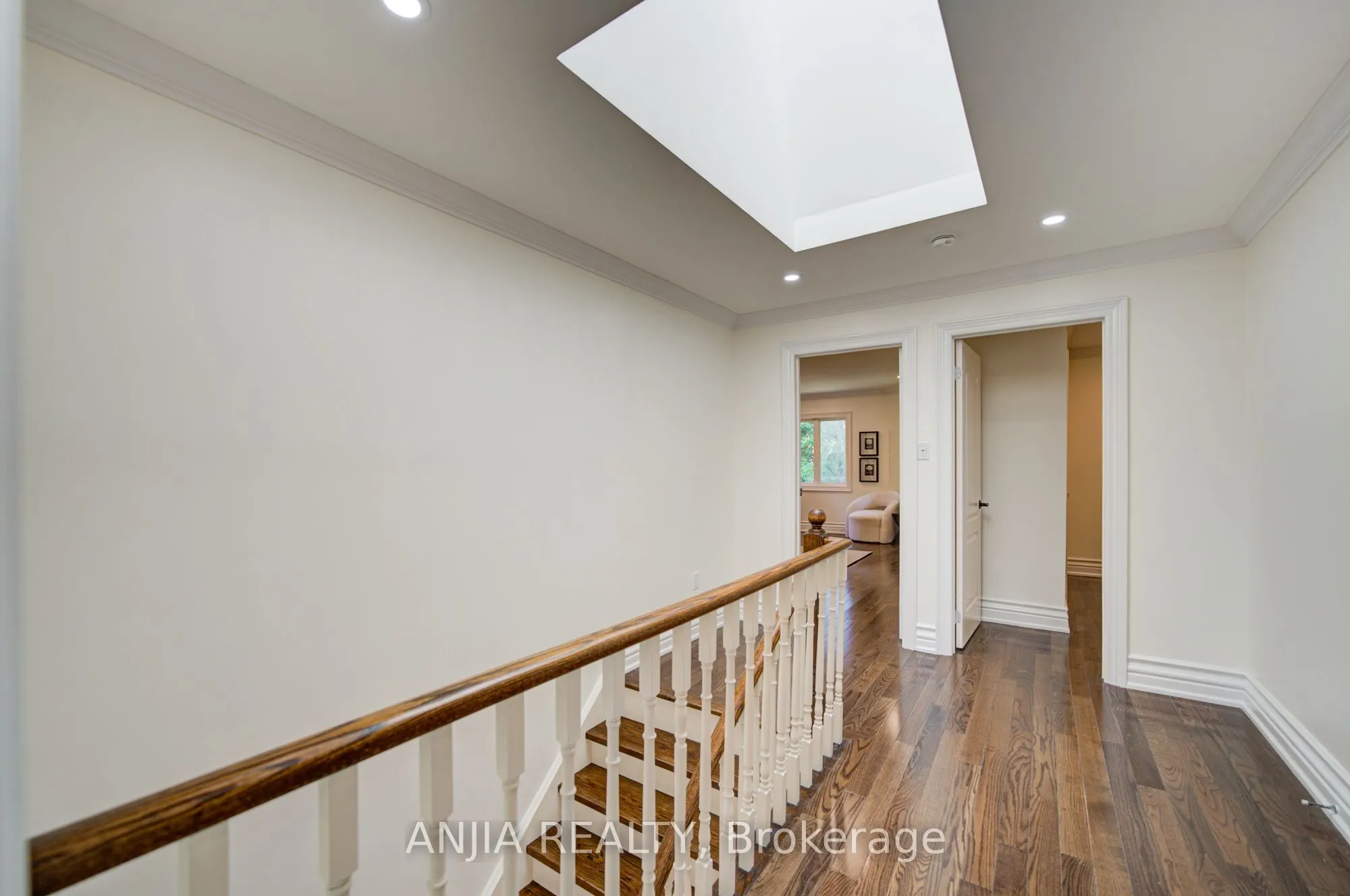 8 Calderbridge Crescent
