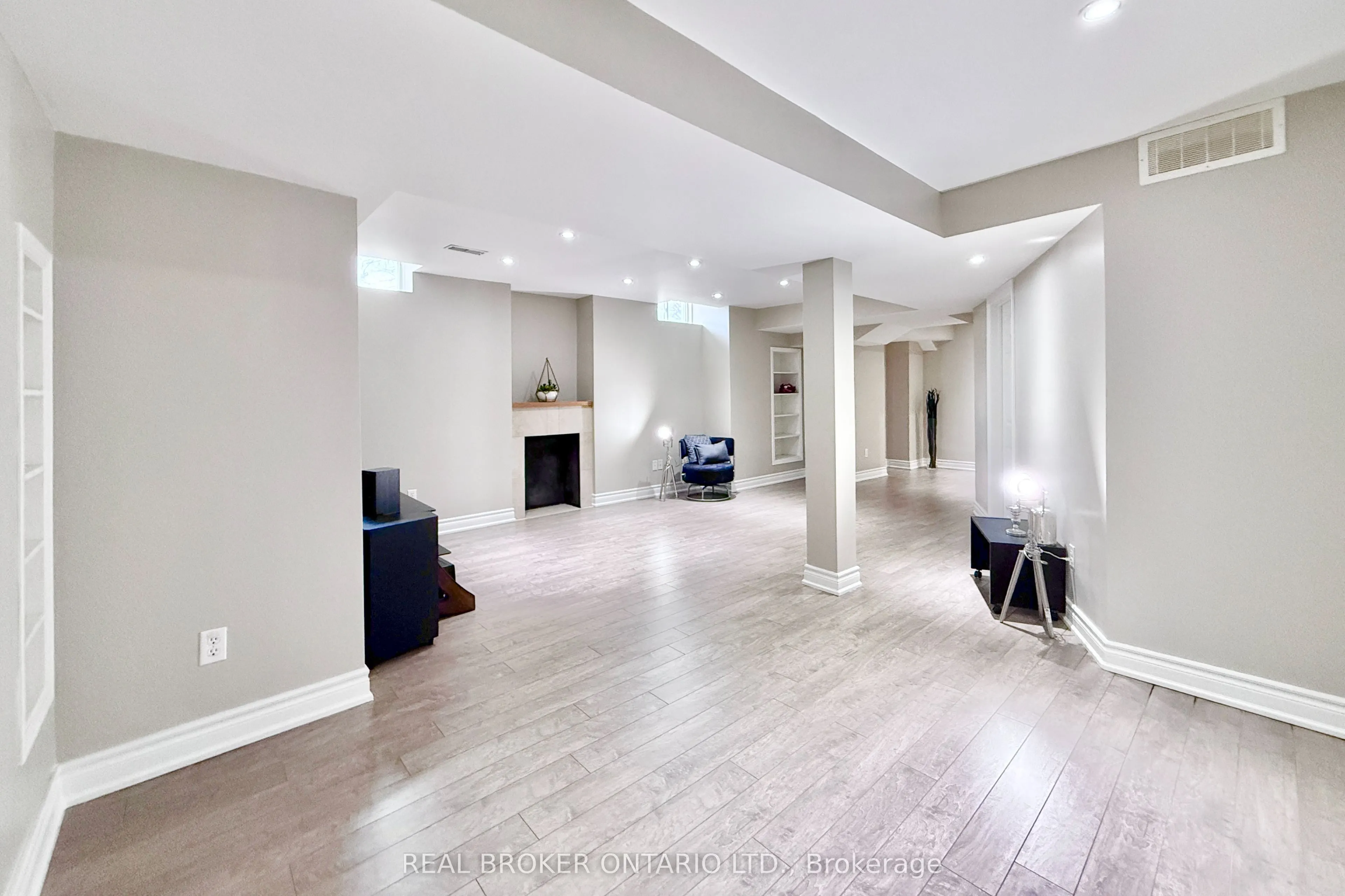 30 Little Angel Road