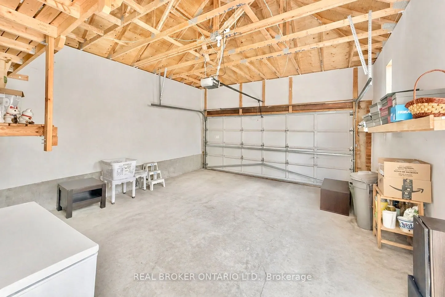 30 Little Angel Road