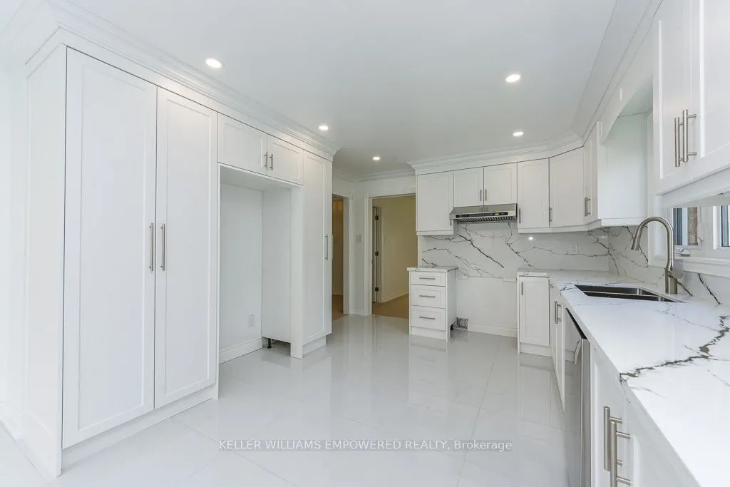 24 Marconi Avenue