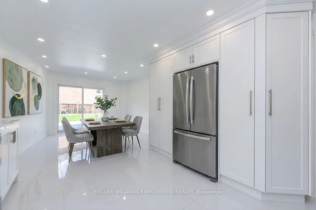 24 Marconi Avenue