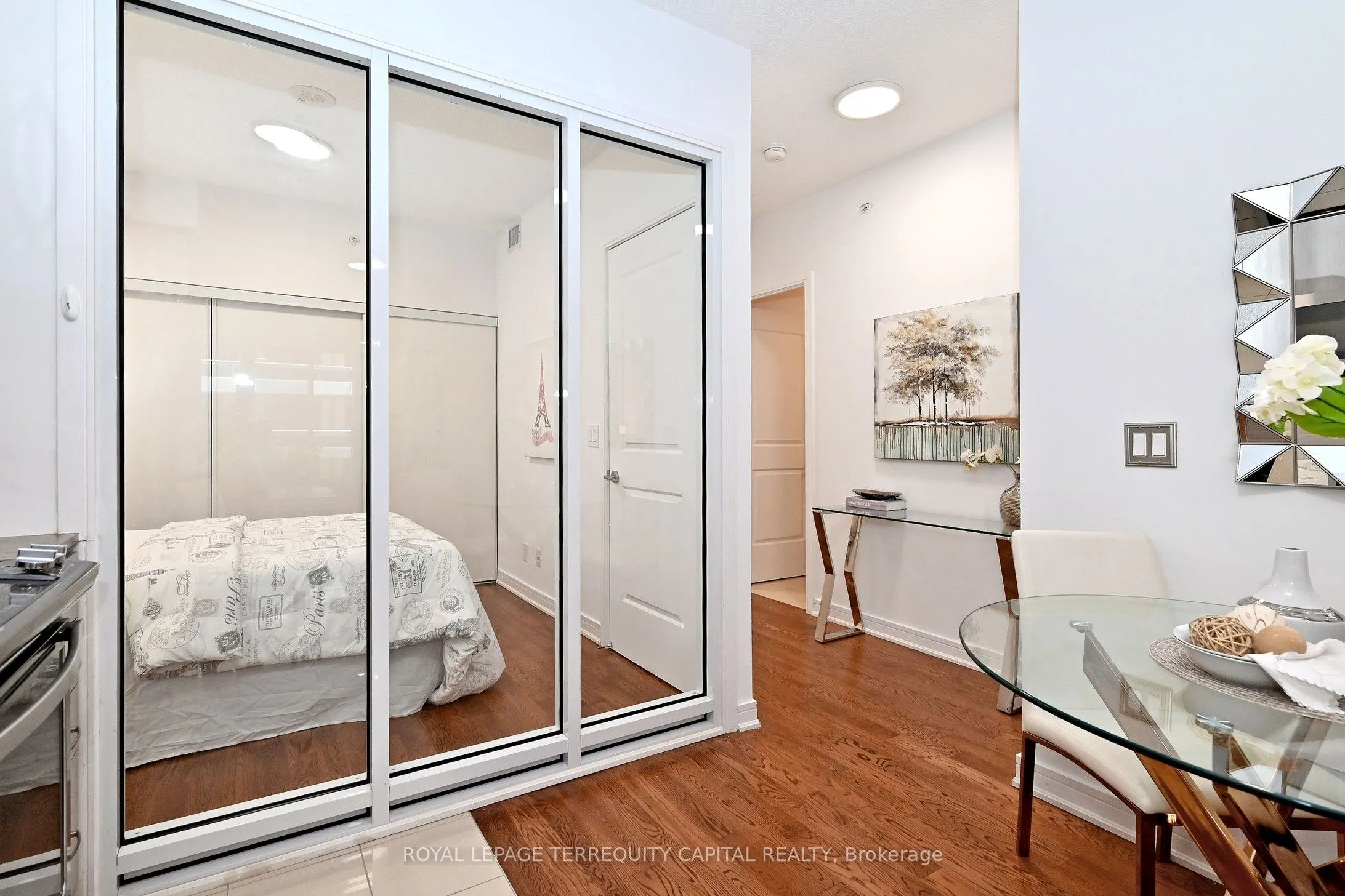 9199 Yonge Street #306