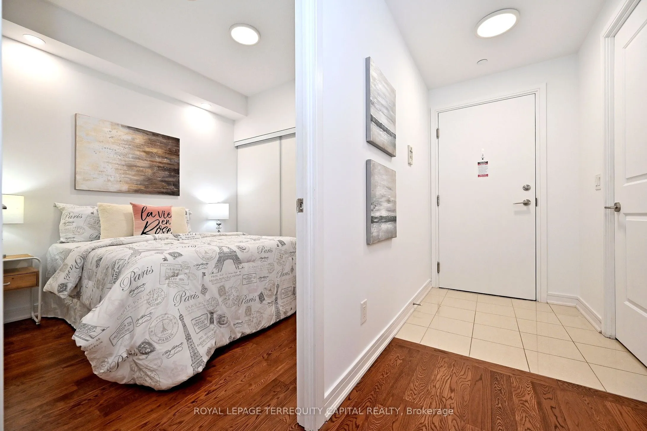 9199 Yonge Street #306