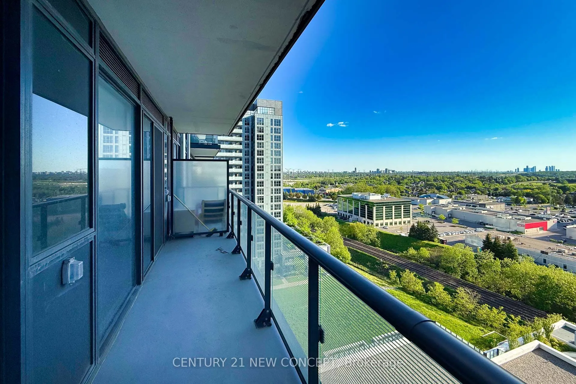 105 Oneida Crescent #1403