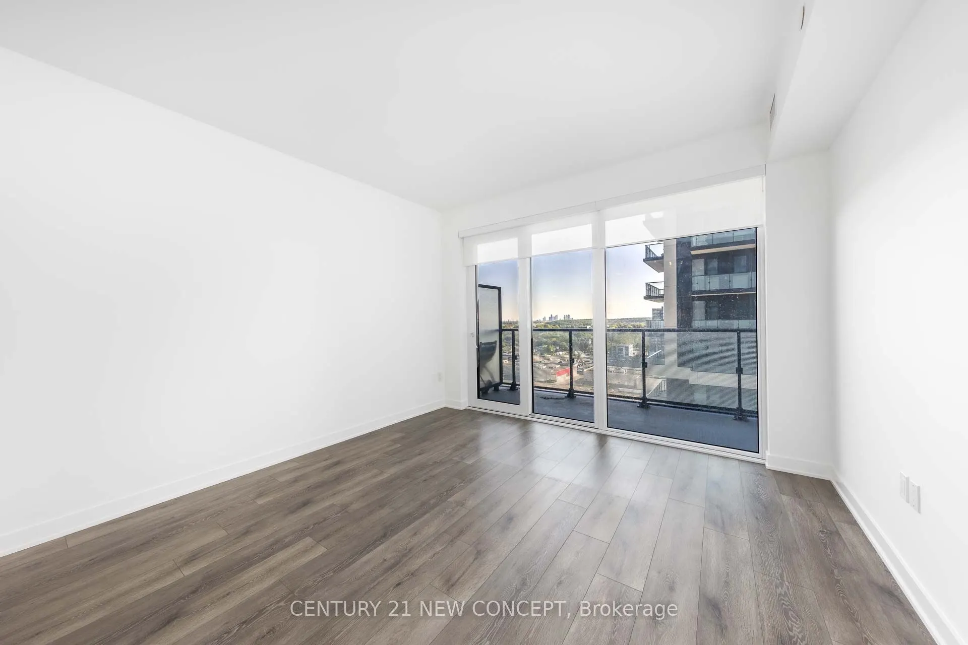 105 Oneida Crescent #1403