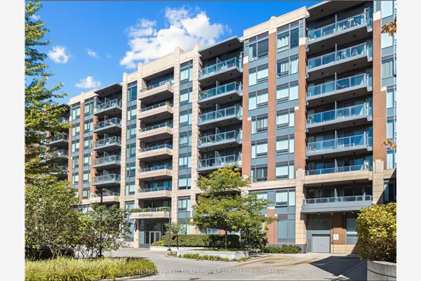 28 Uptown Drive