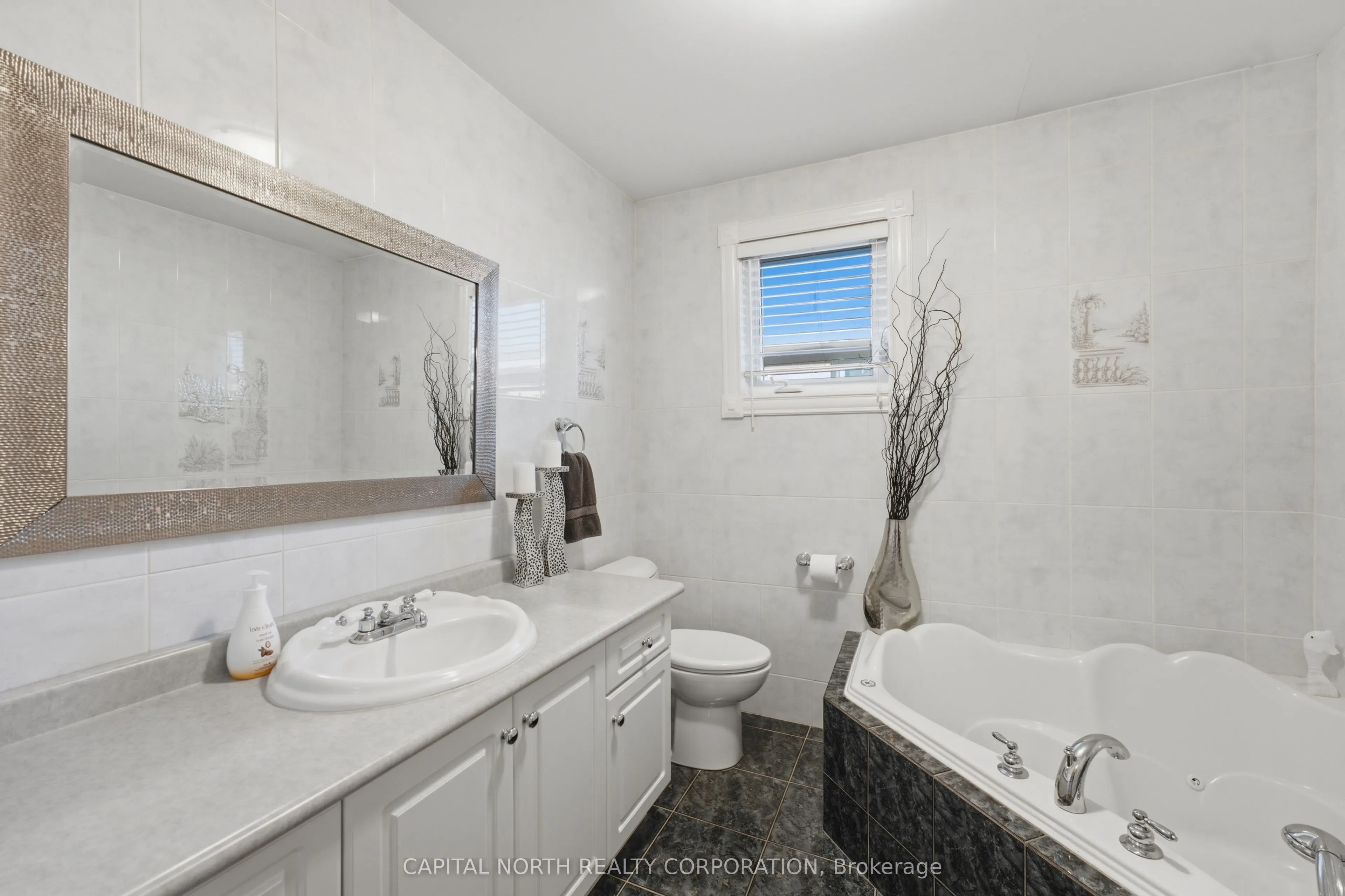 112 Jackman Crescent