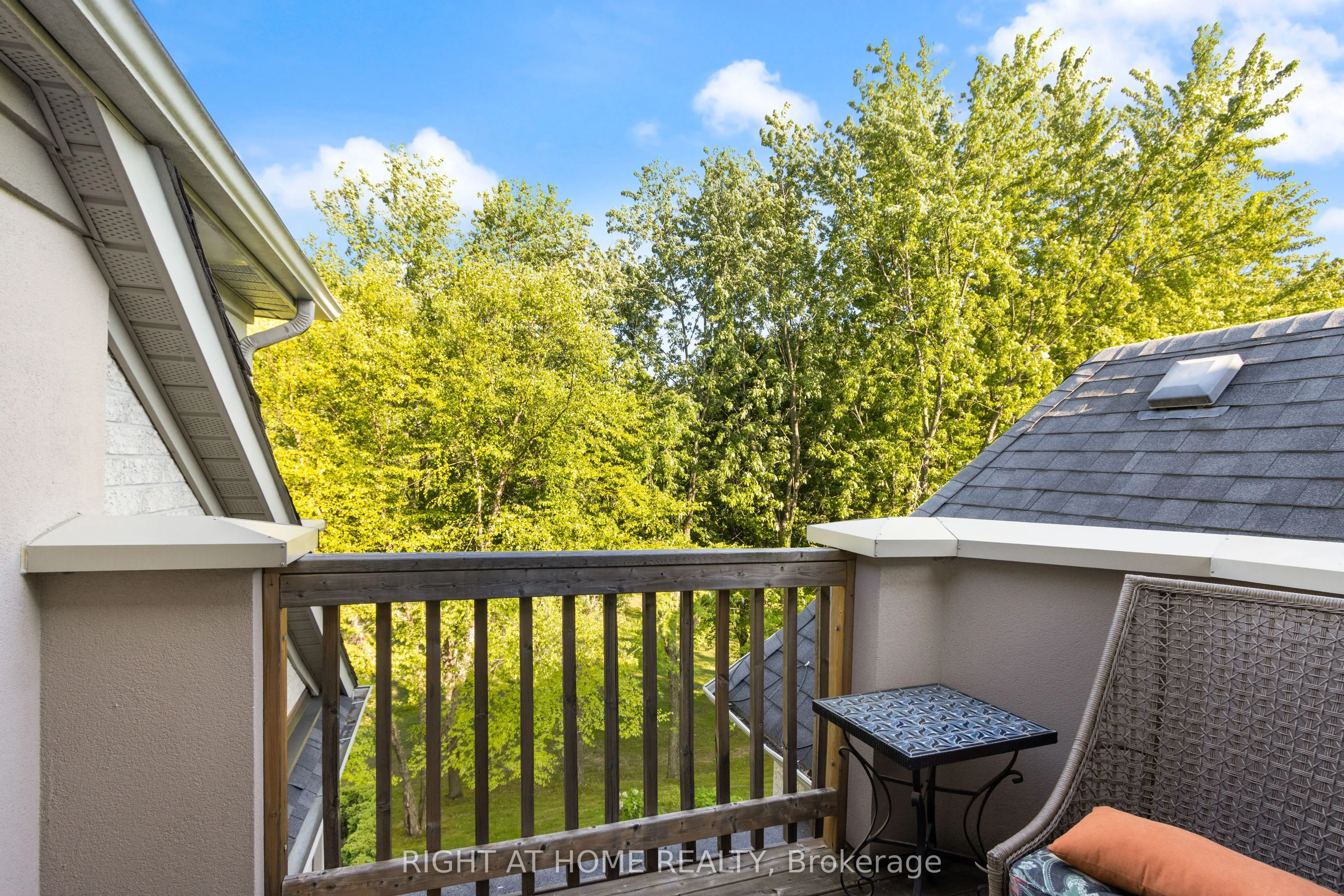 405 Crossing Bridge Place #5B