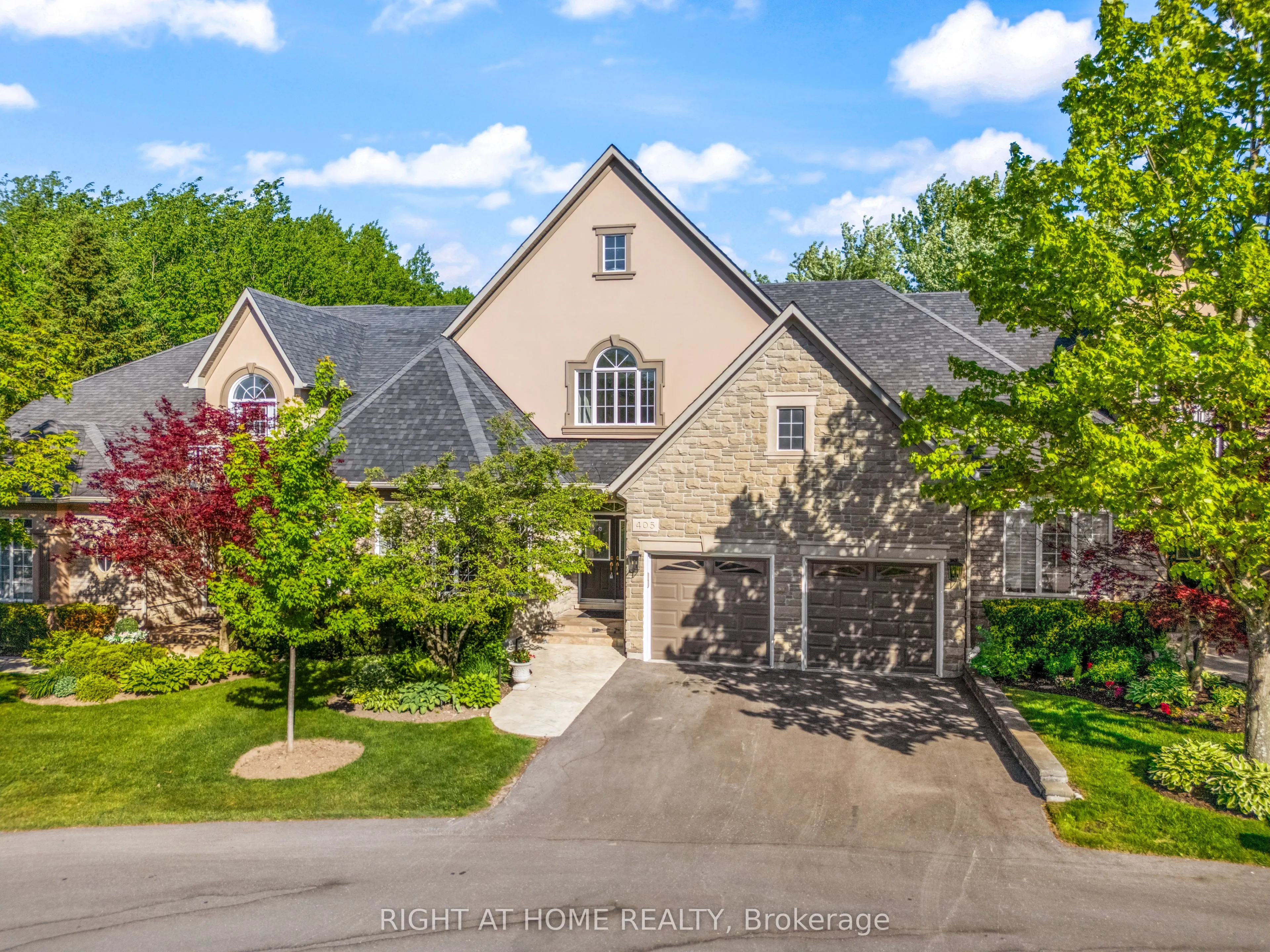 405 Crossing Bridge Place #5B