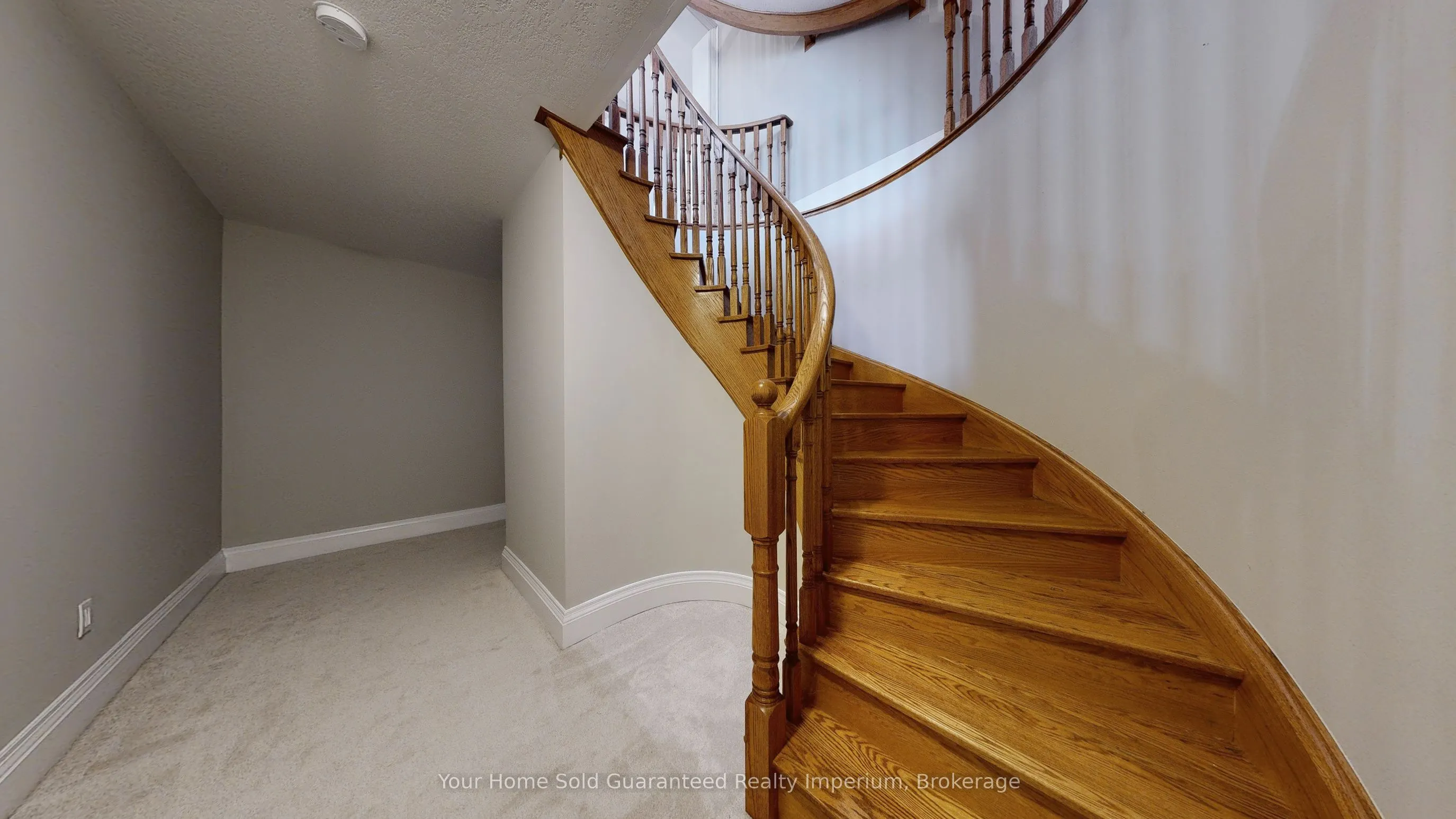 24 Wyndance Way