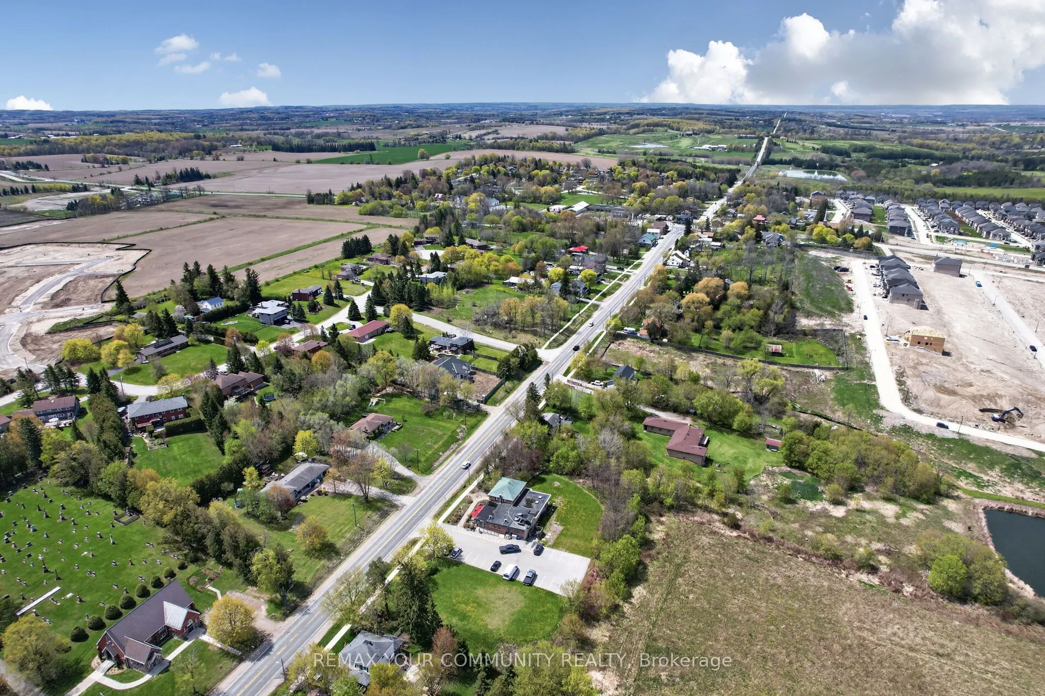4240B Simcoe County Rd 88 Road