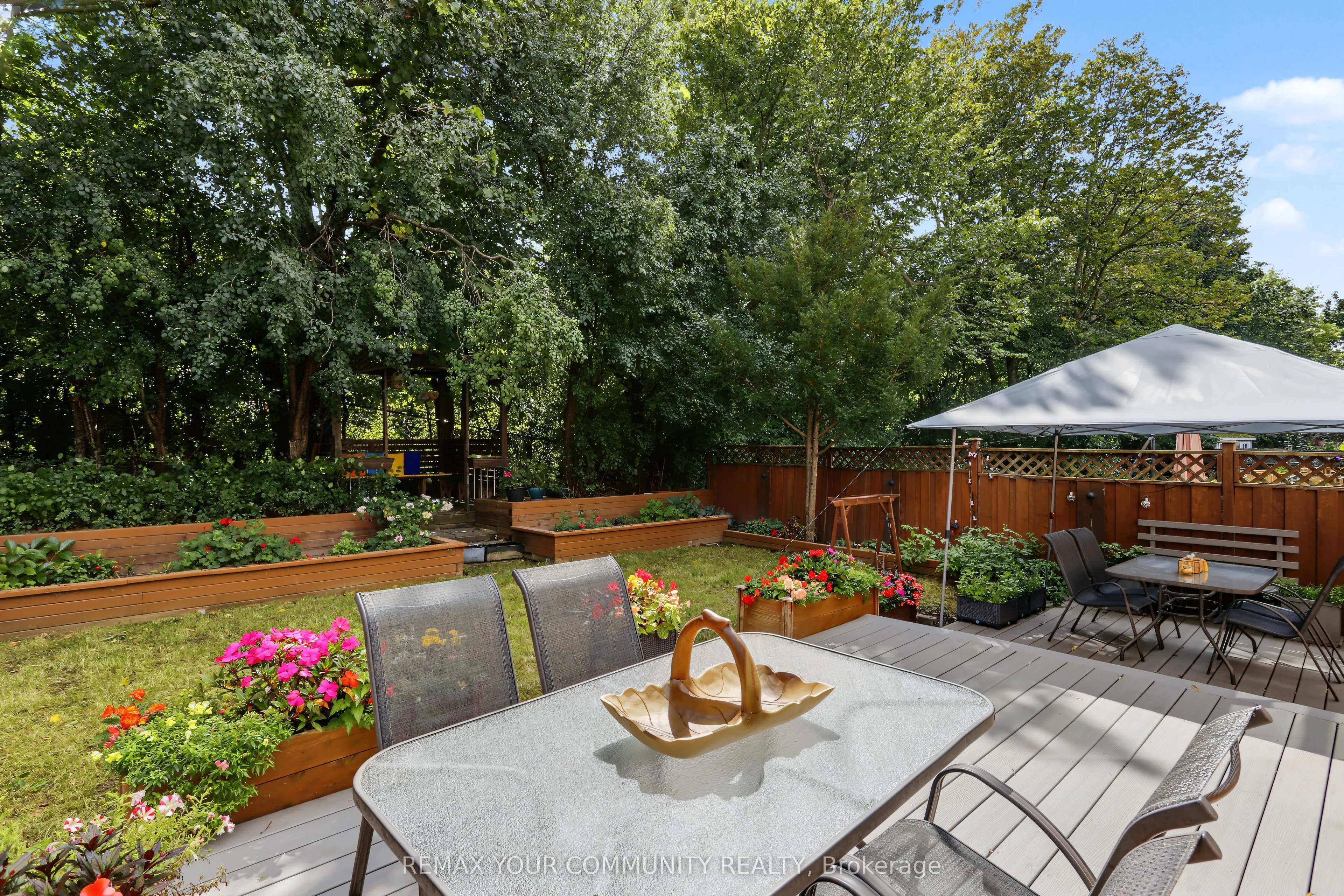 21 English Oak Drive