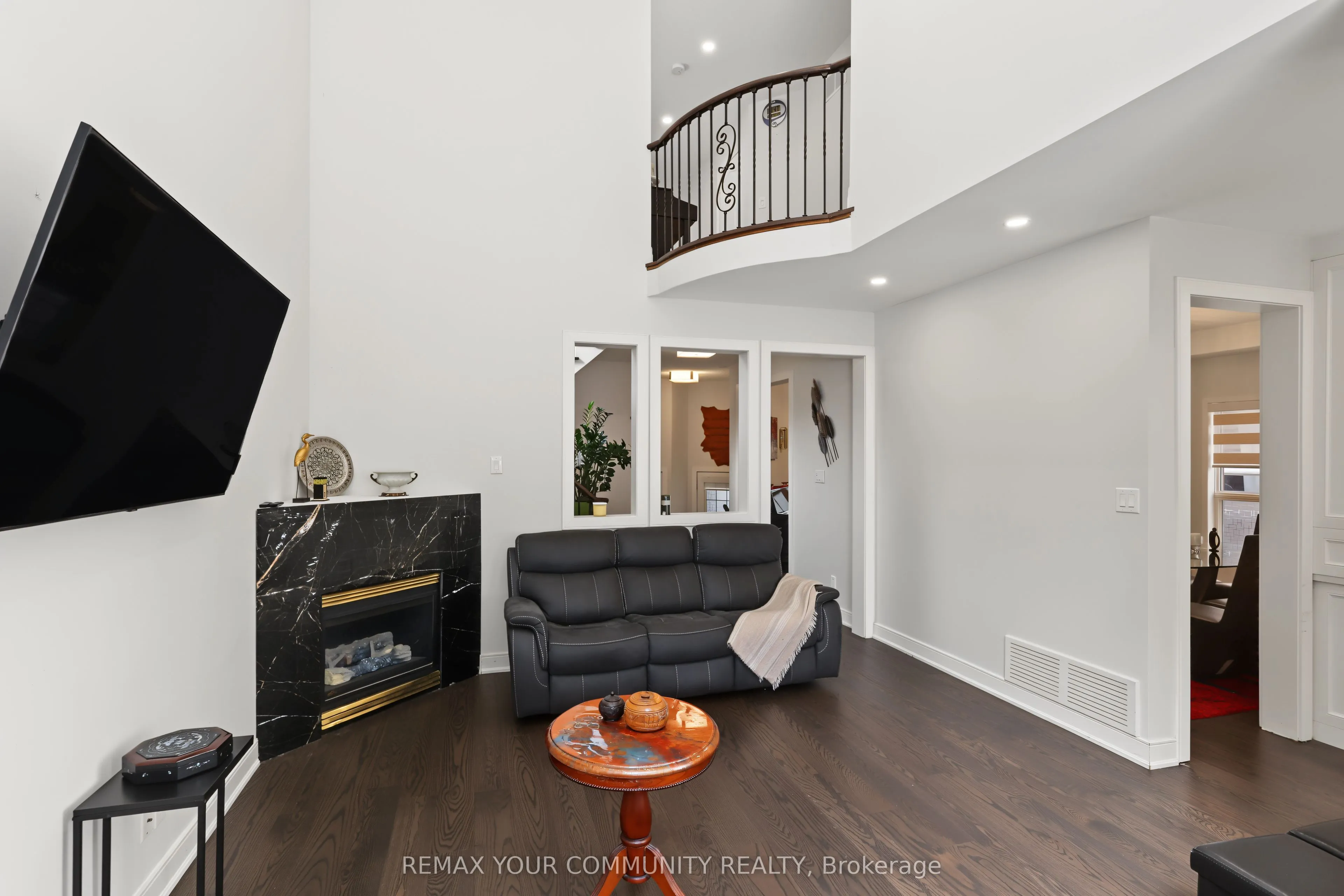 21 English Oak Drive