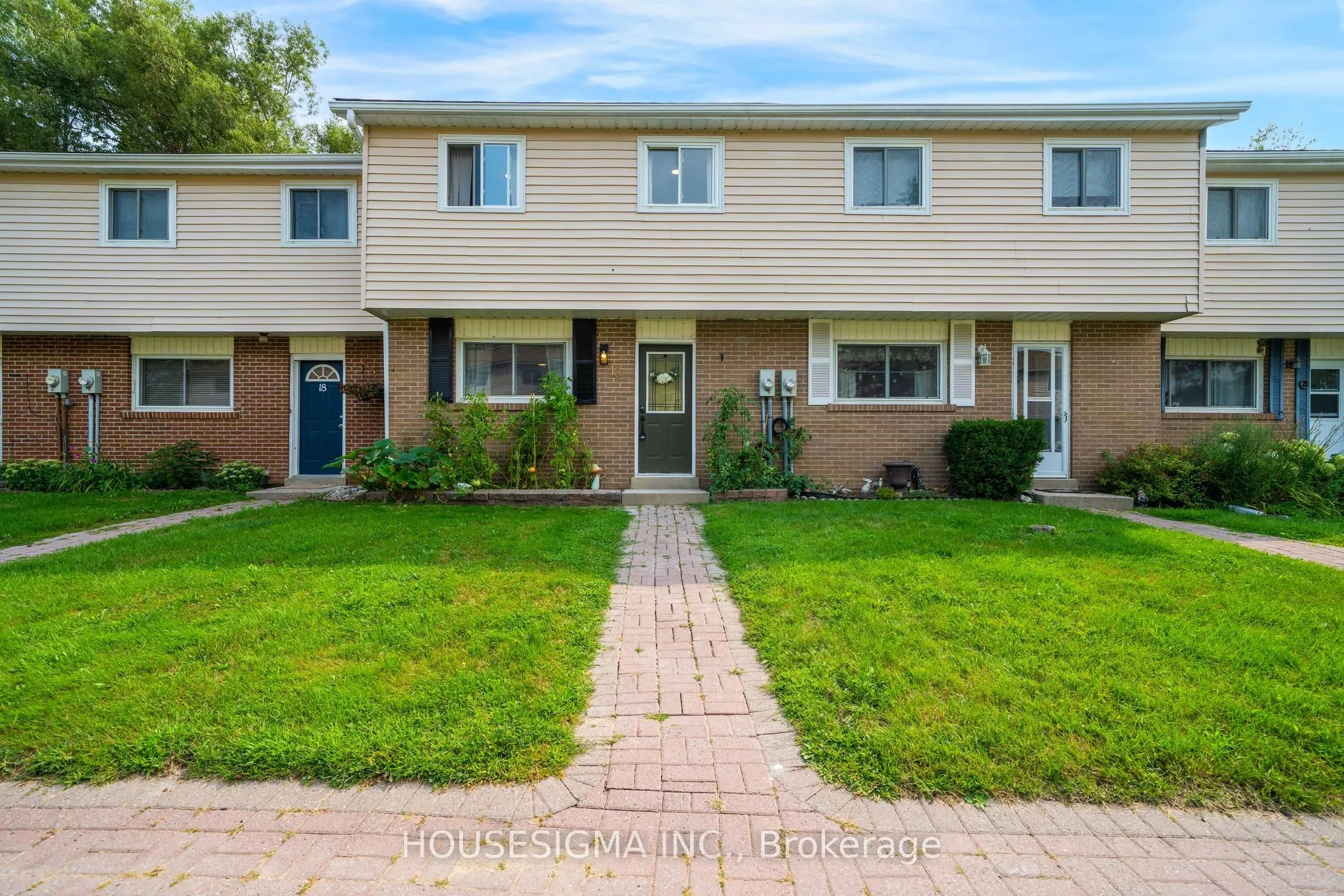 40 East Street #19