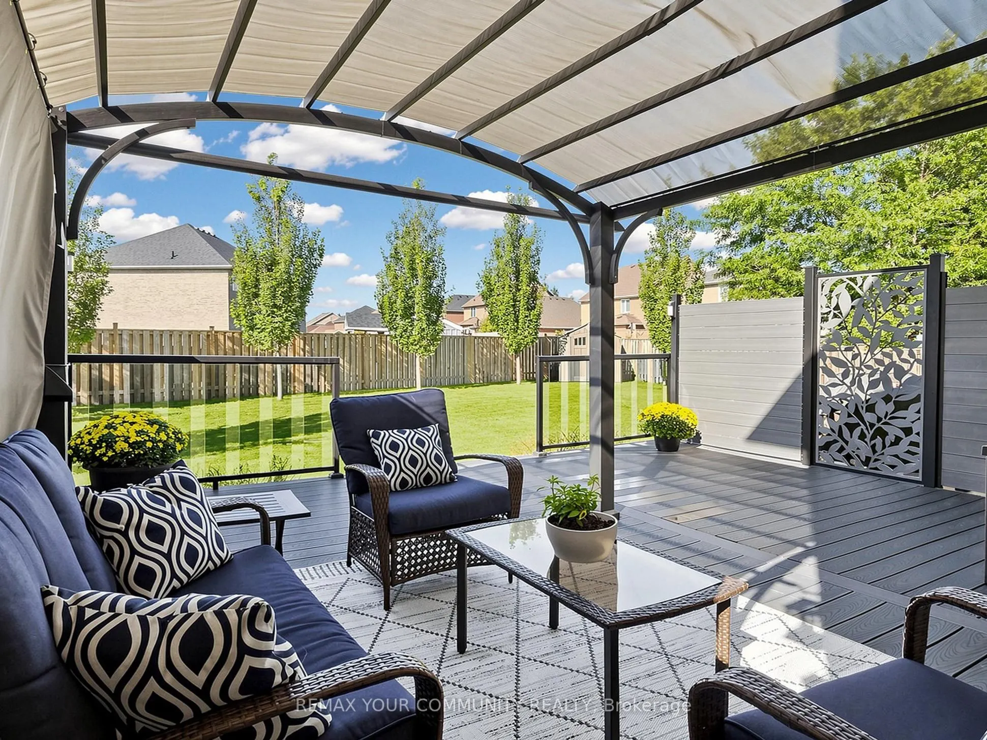 16 Whitestone Drive